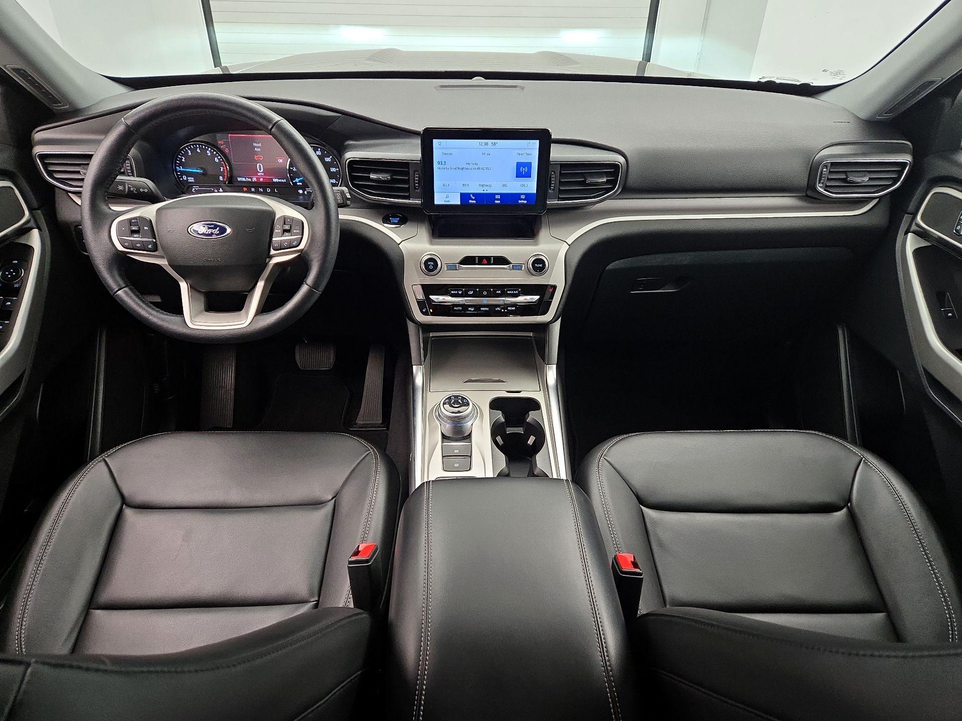 Thumbnail: 2023 Ford Explorer - 9