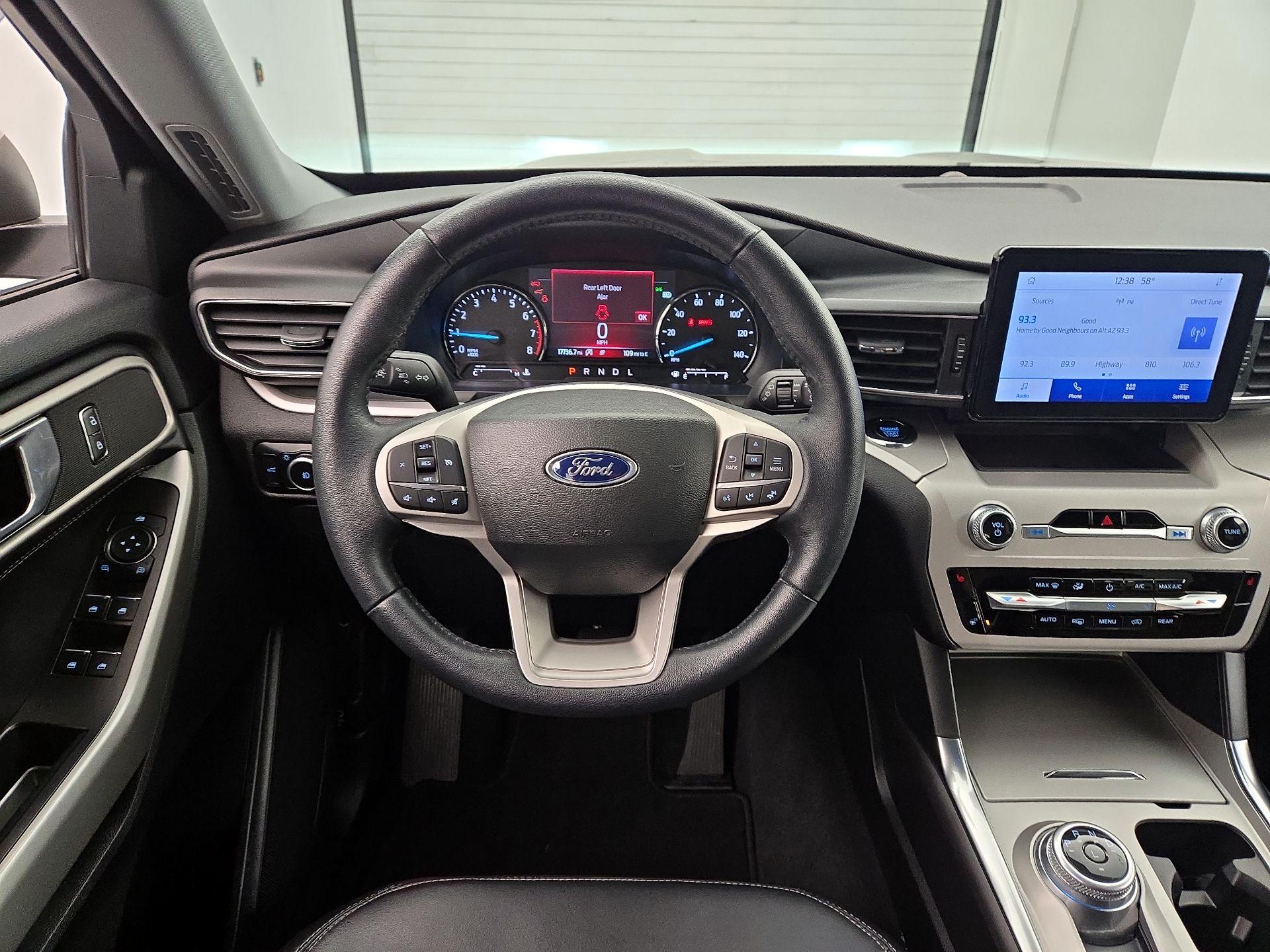 Thumbnail: 2023 Ford Explorer - 10