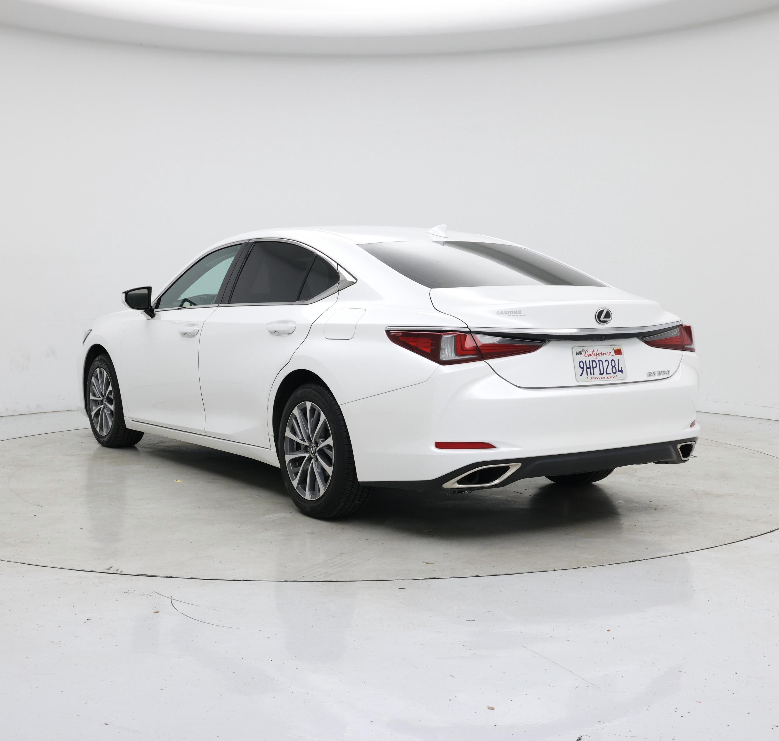 Thumbnail: 2023 Lexus ES - 2