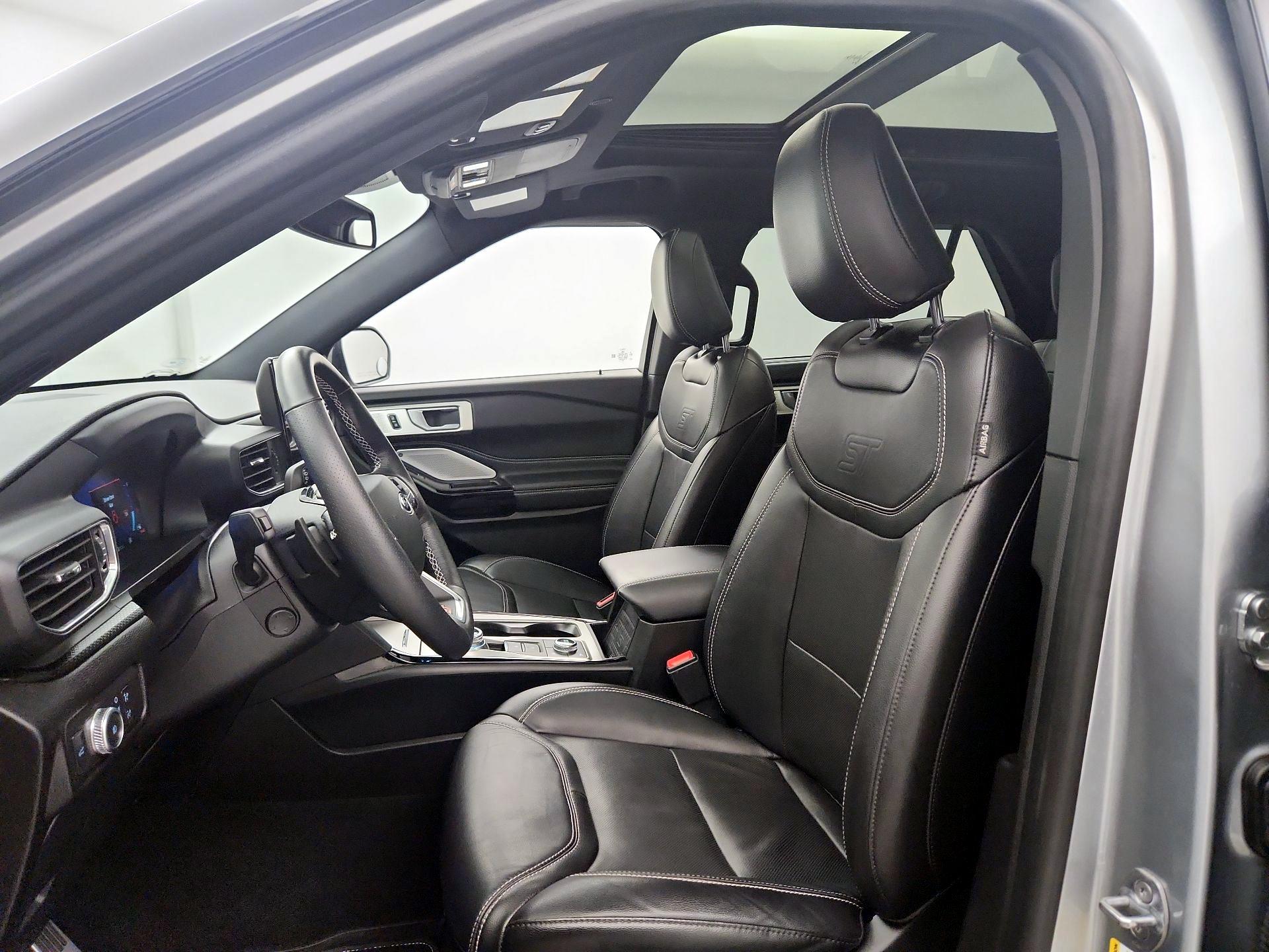 Thumbnail: 2022 Ford Explorer - 11