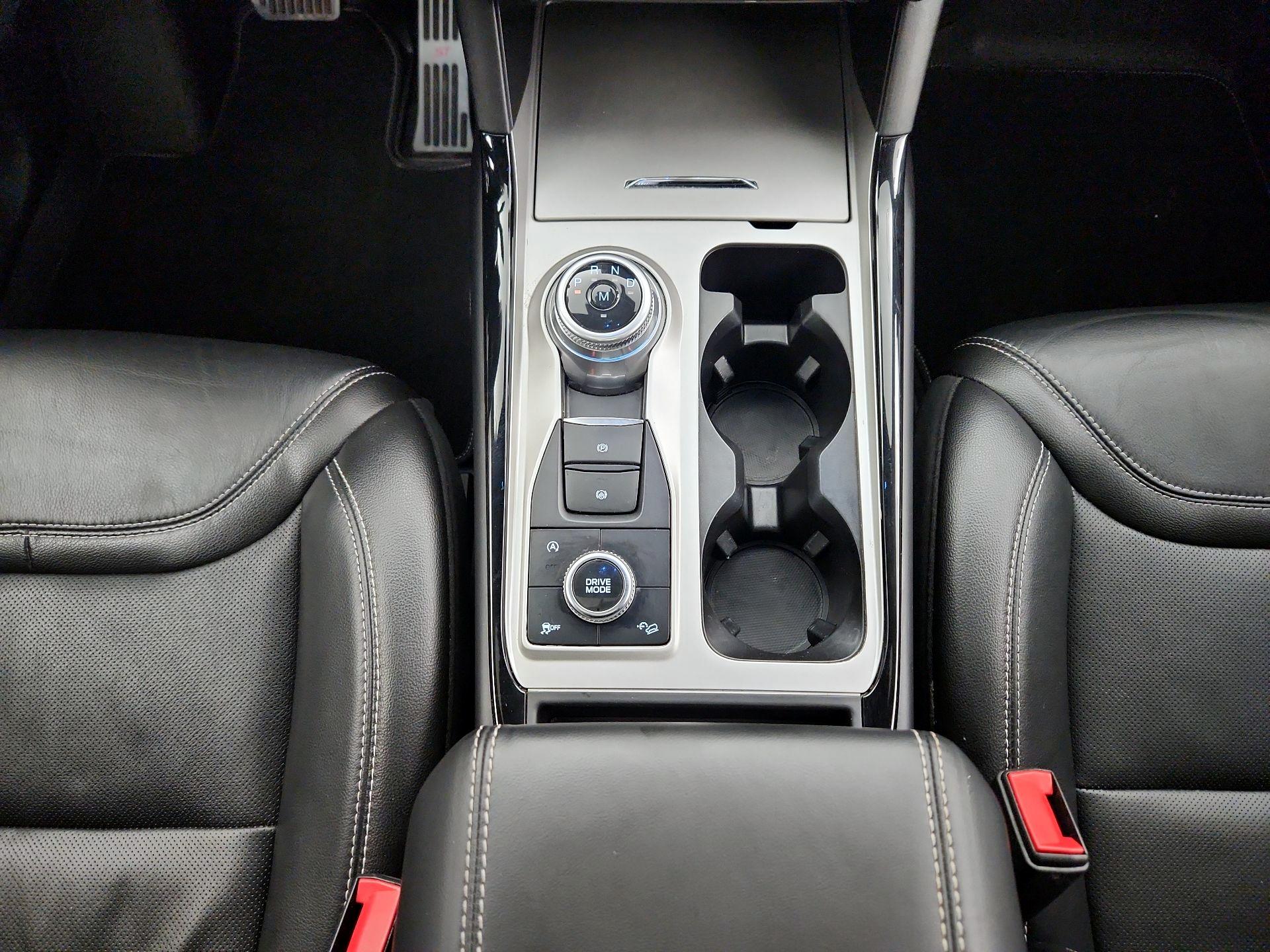 Thumbnail: 2022 Ford Explorer - 18