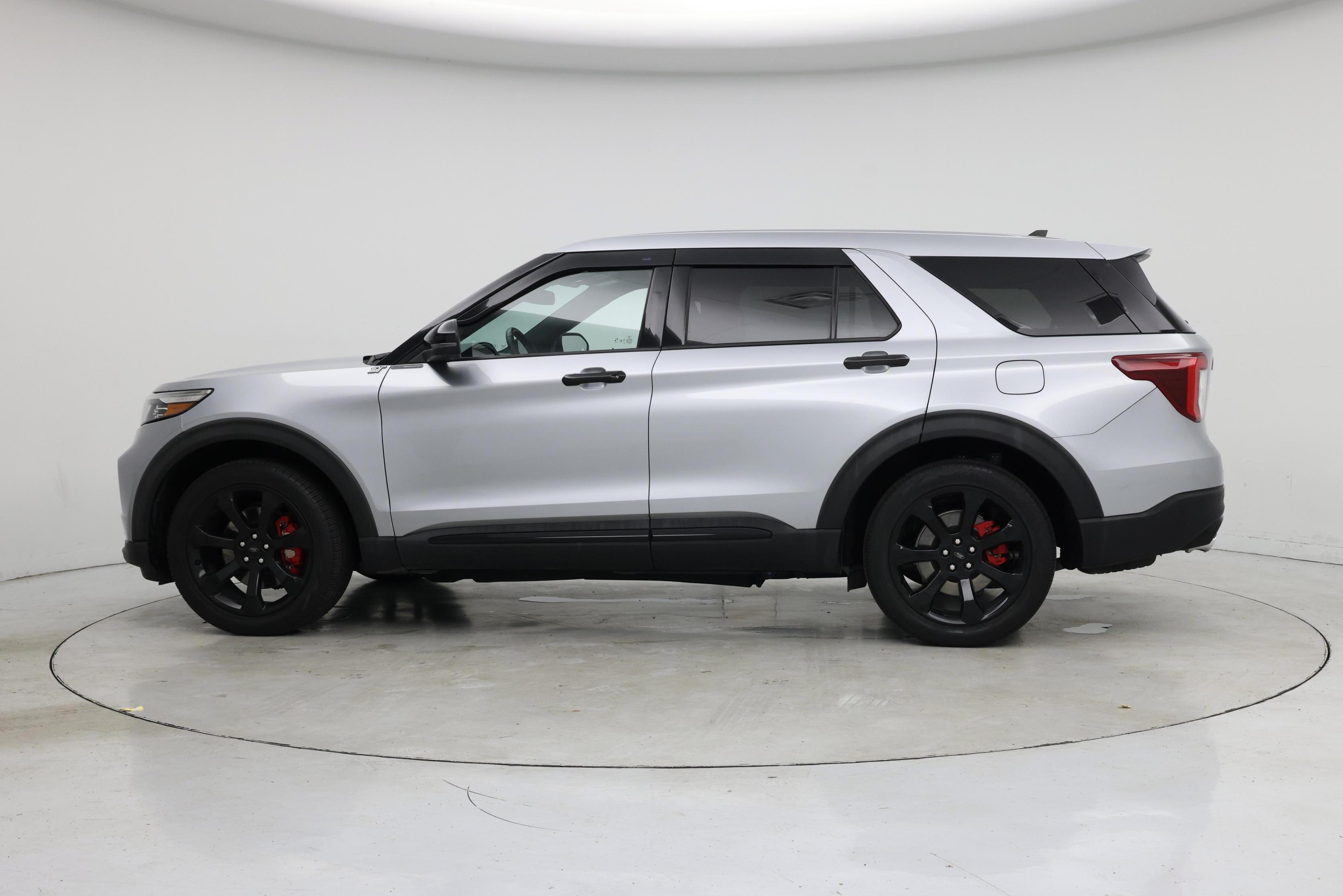 Thumbnail: 2022 Ford Explorer - 3