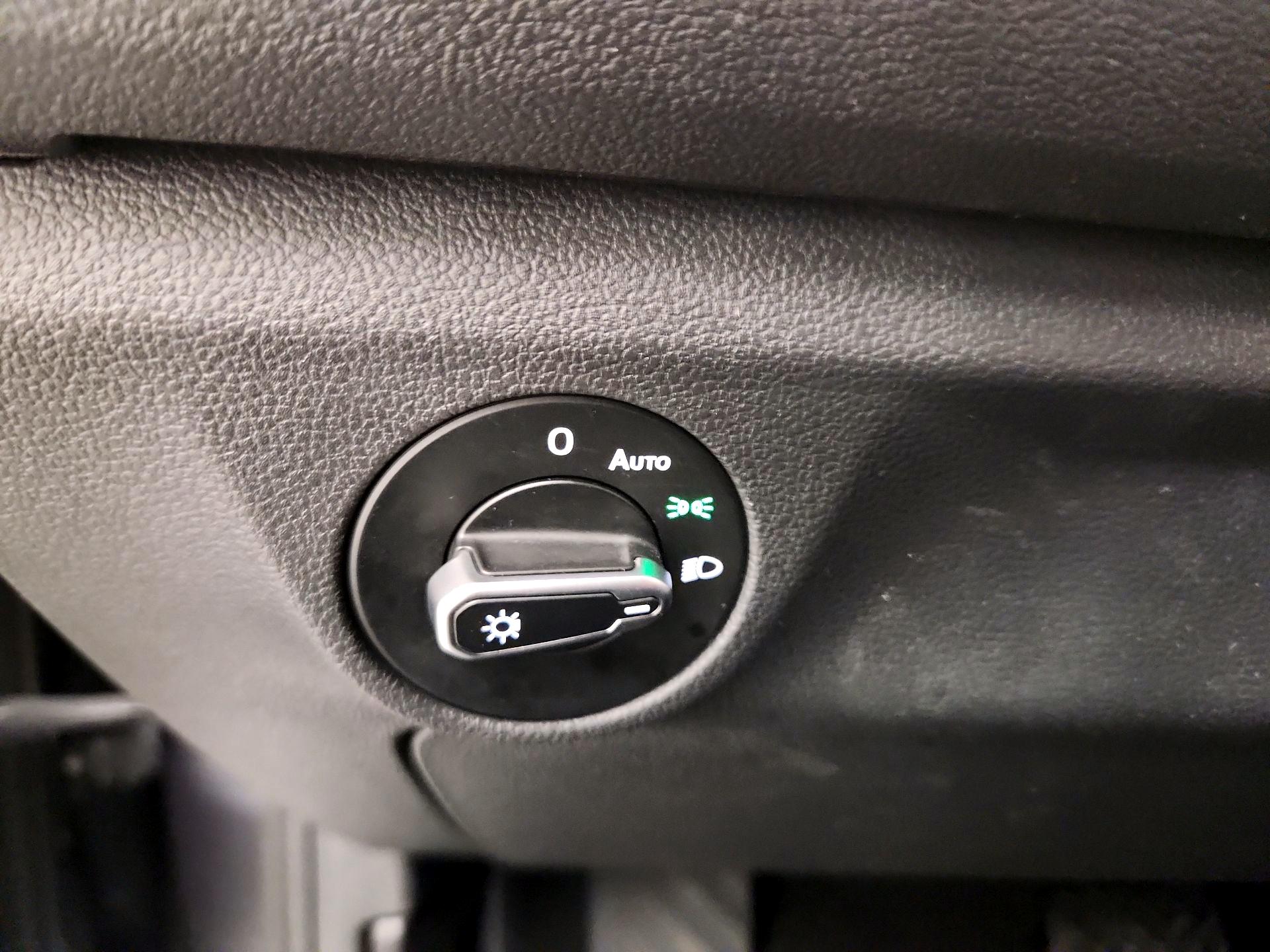 Thumbnail: 2024 Volkswagen Jetta - 13