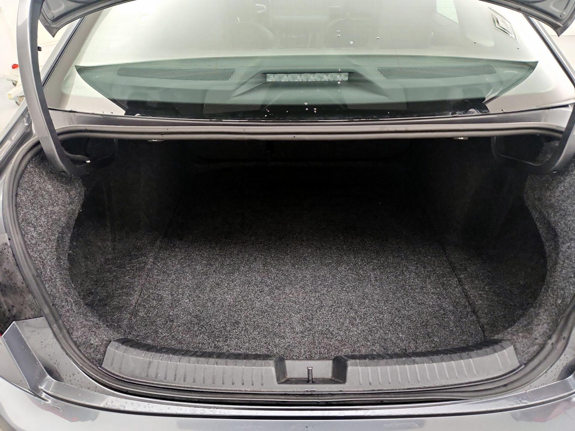 Thumbnail: 2024 Volkswagen Jetta - 20