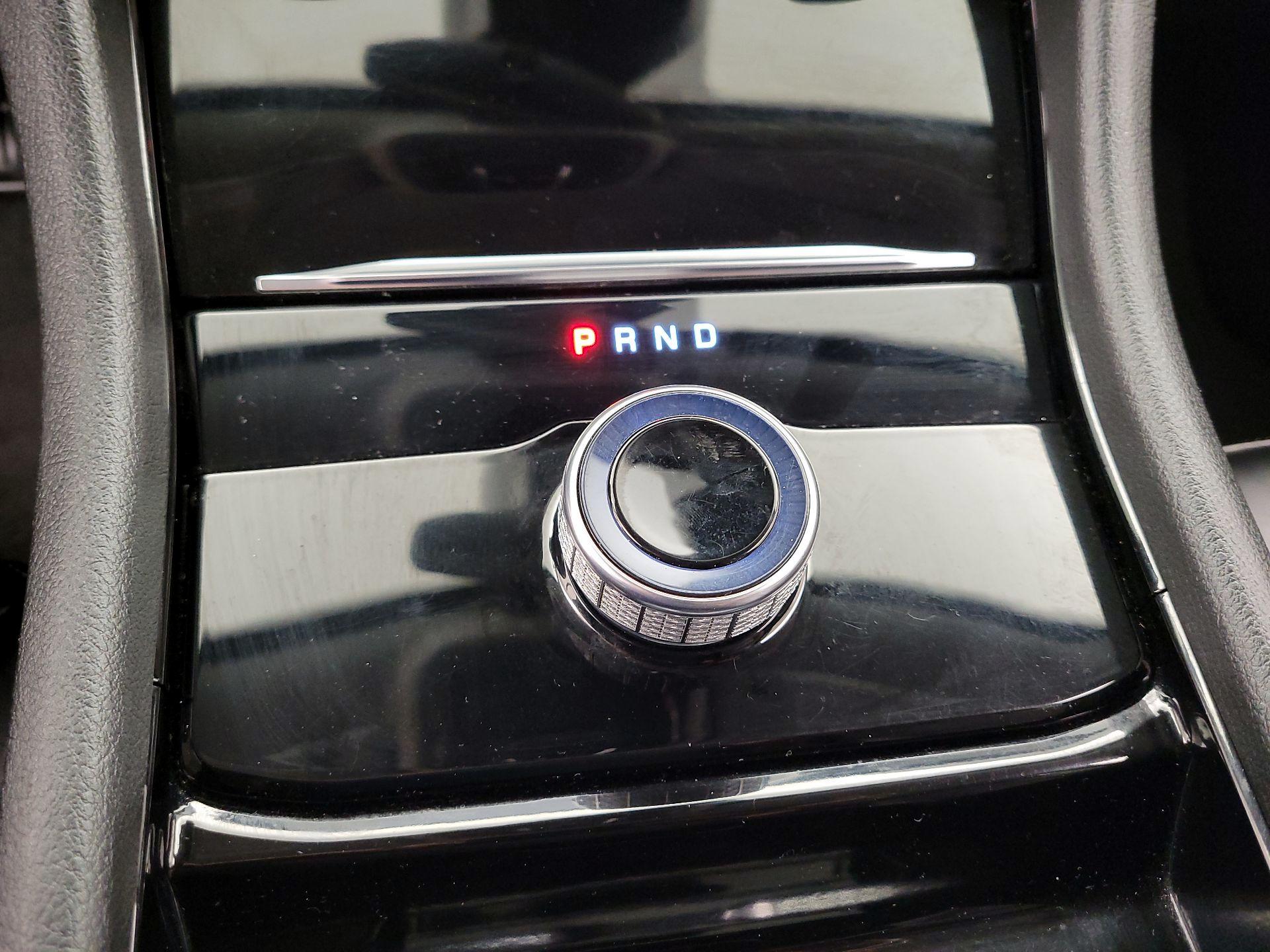 Thumbnail: 2023 Jeep Grand Cherokee - 18