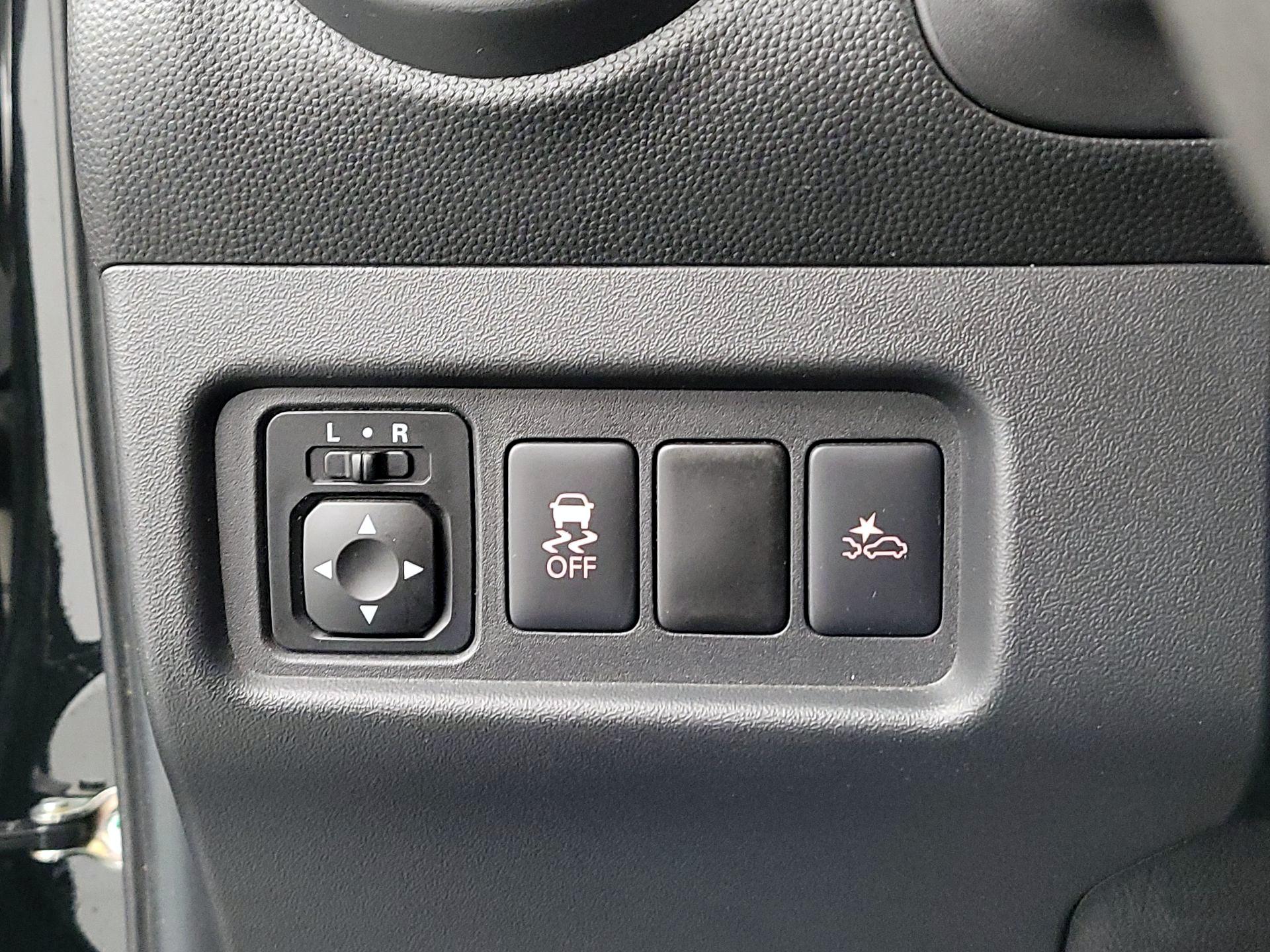 Thumbnail: 2023 Mitsubishi Mirage - 13