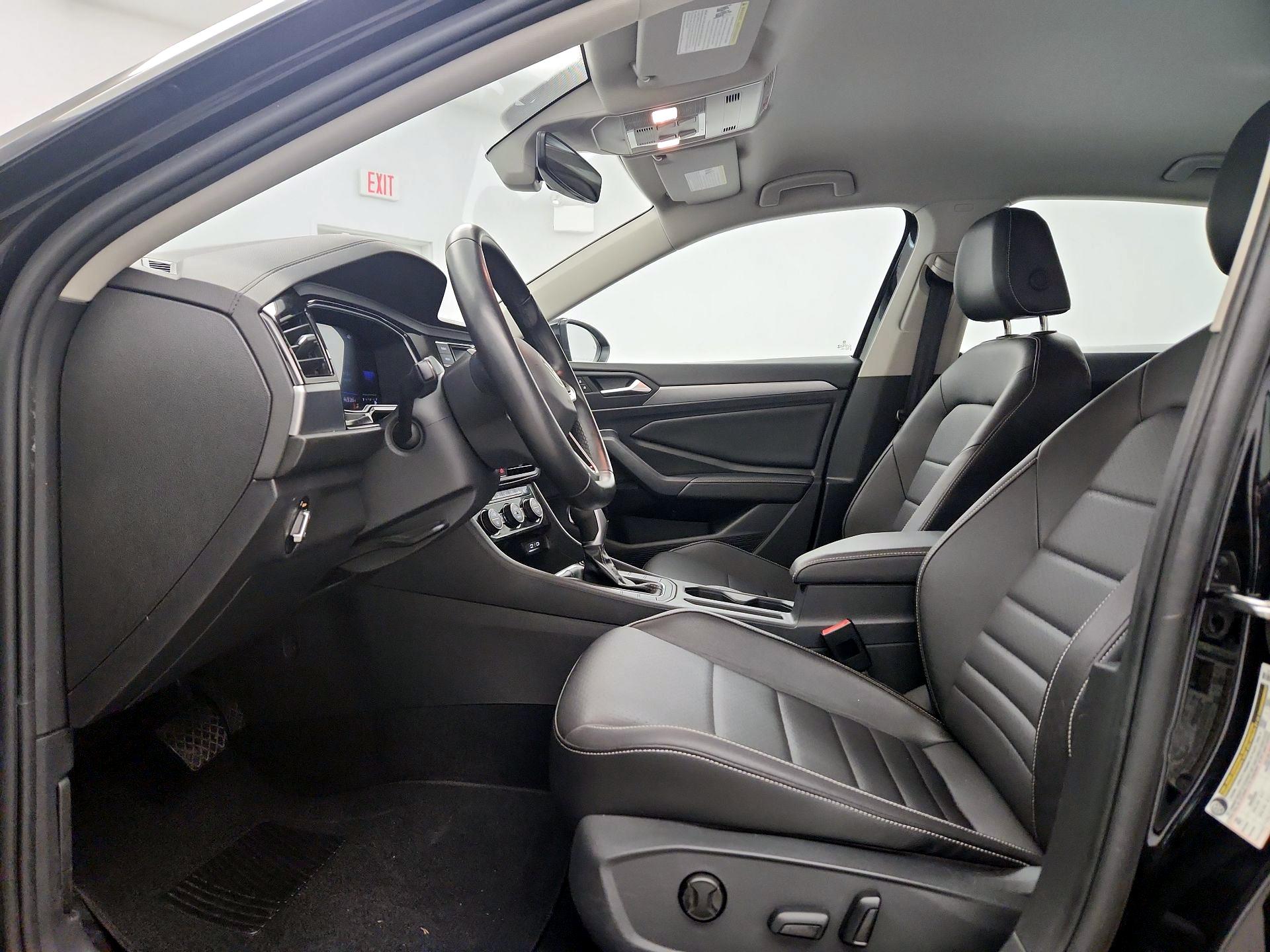 Thumbnail: 2024 Volkswagen Jetta - 11