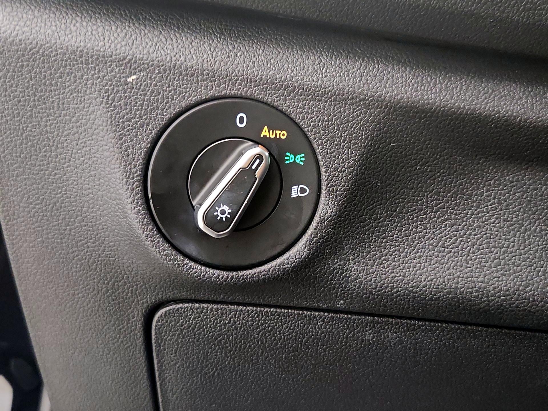 Thumbnail: 2024 Volkswagen Jetta - 13