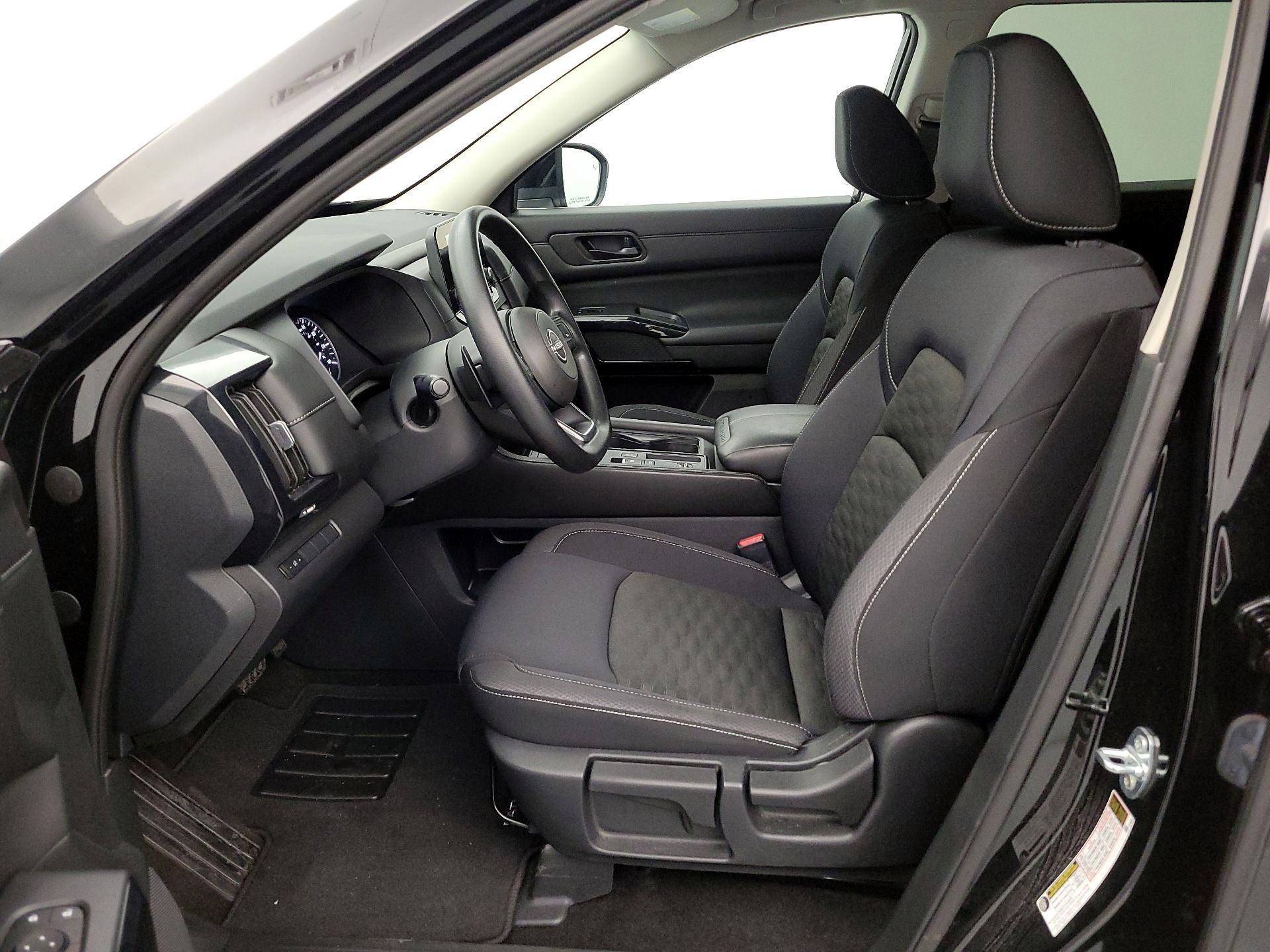 Thumbnail: 2024 Nissan Pathfinder - 11