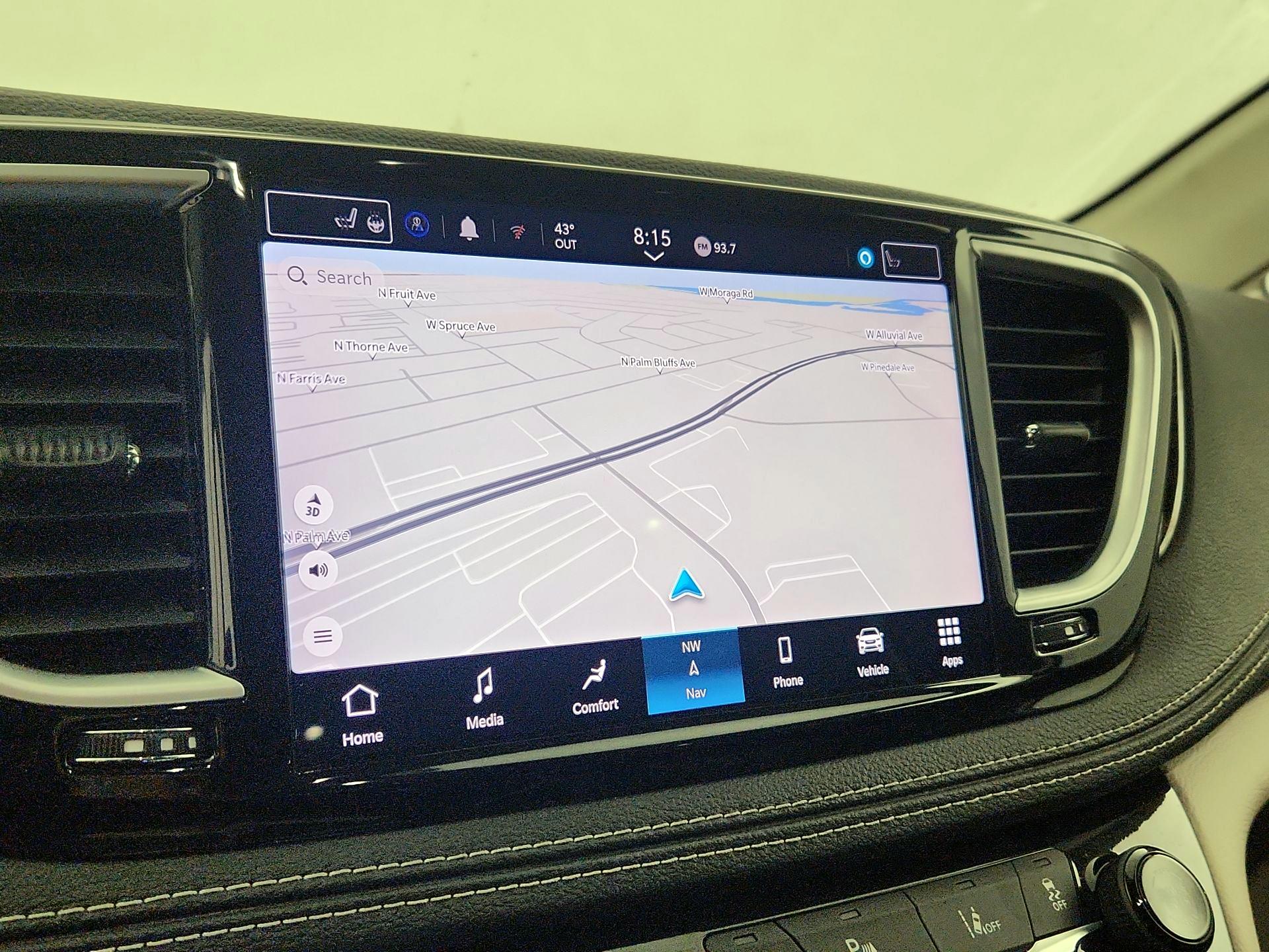 Thumbnail: 2023 Chrysler Pacifica - 14