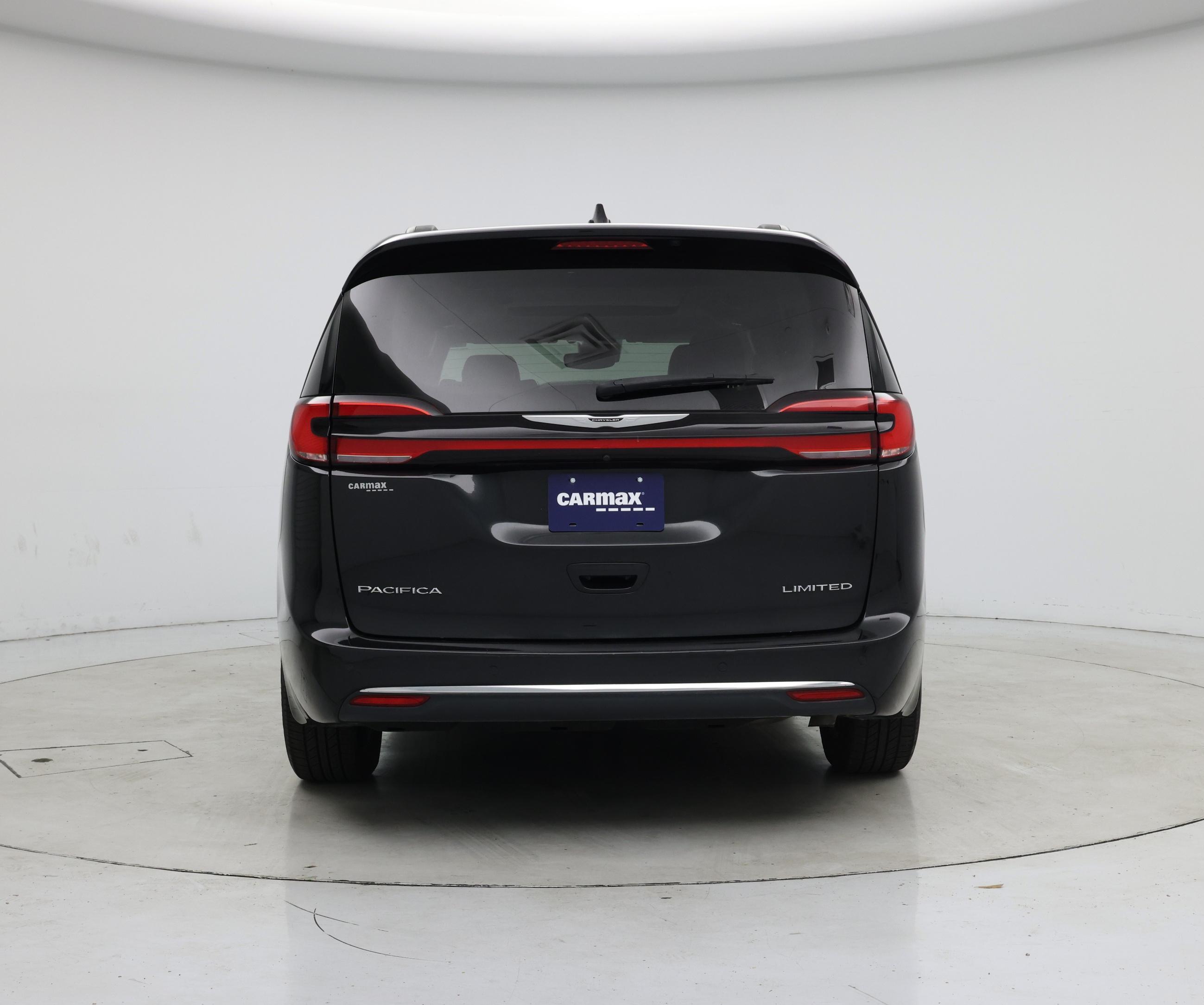 Thumbnail: 2023 Chrysler Pacifica - 6