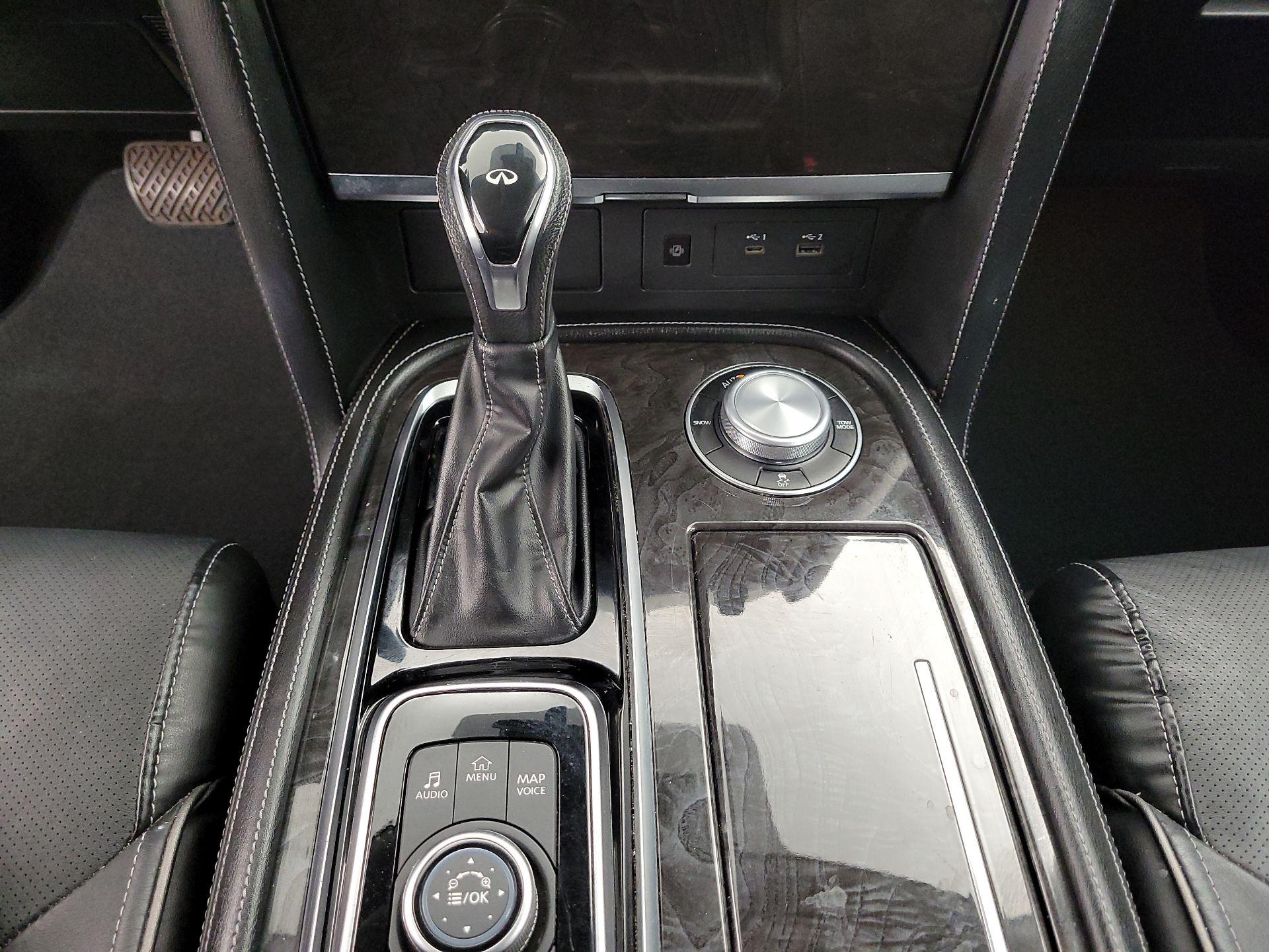 Thumbnail: 2022 INFINITI QX80 - 18