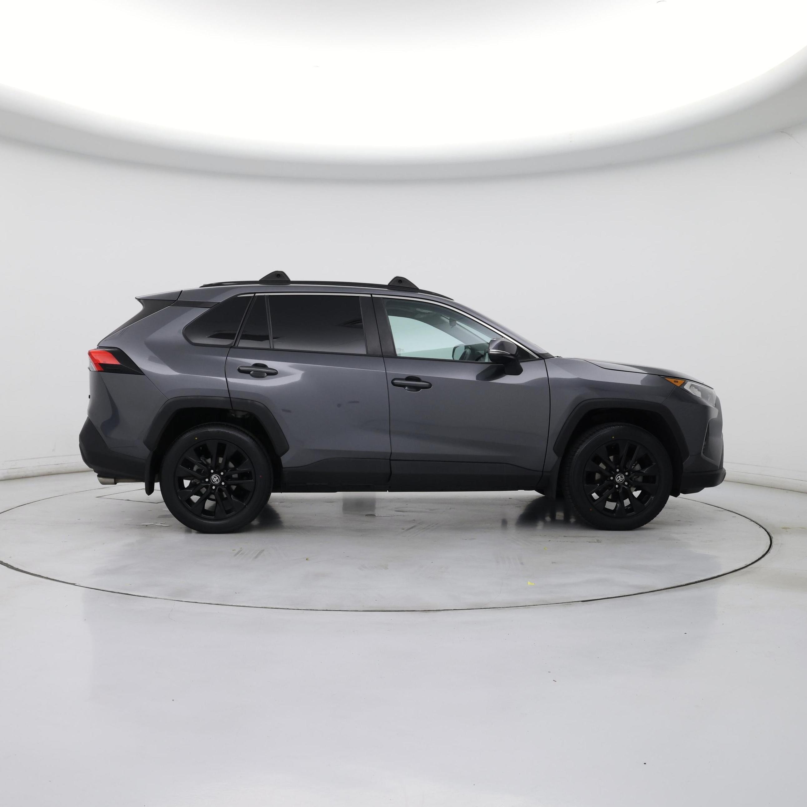 Thumbnail: 2021 Toyota RAV4 - 7