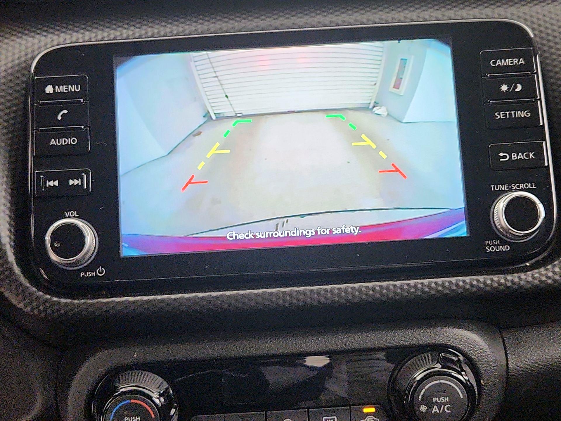 Thumbnail: 2021 Nissan Kicks - 14