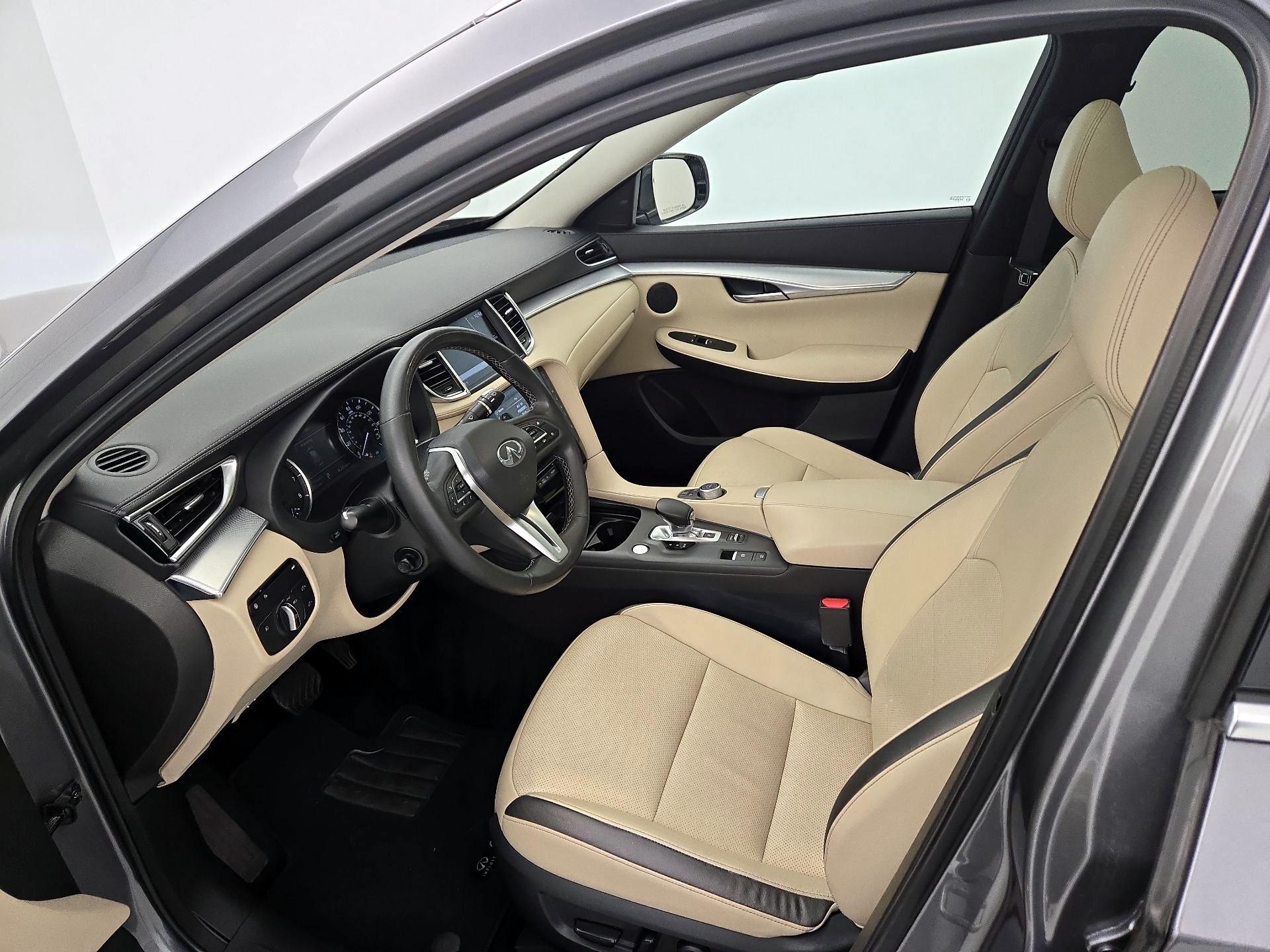 Thumbnail: 2020 INFINITI QX50 - 11