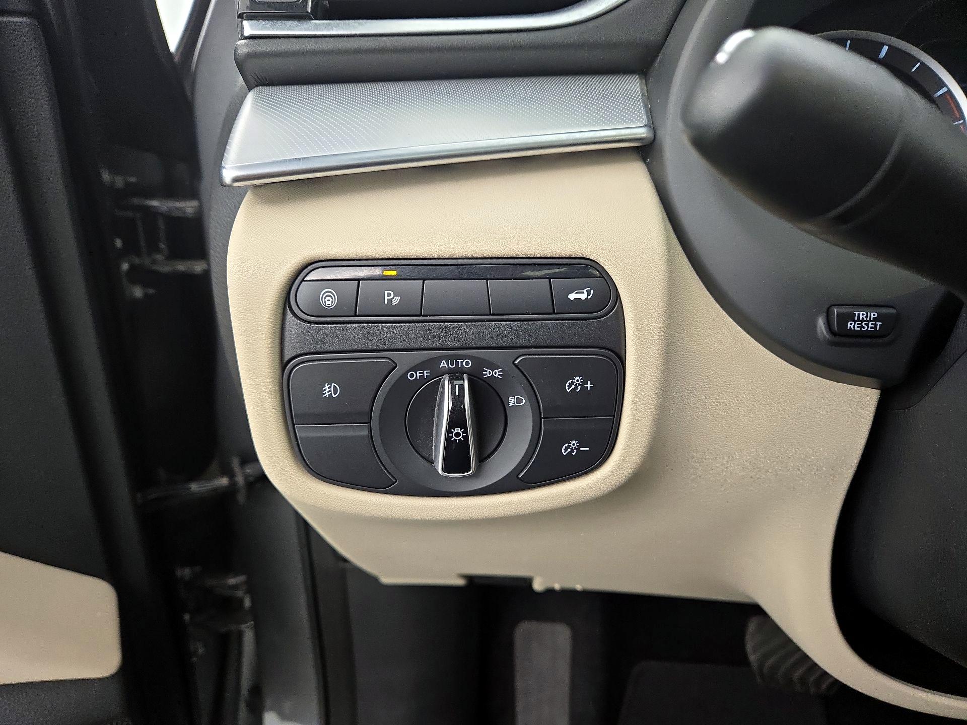 Thumbnail: 2020 INFINITI QX50 - 13