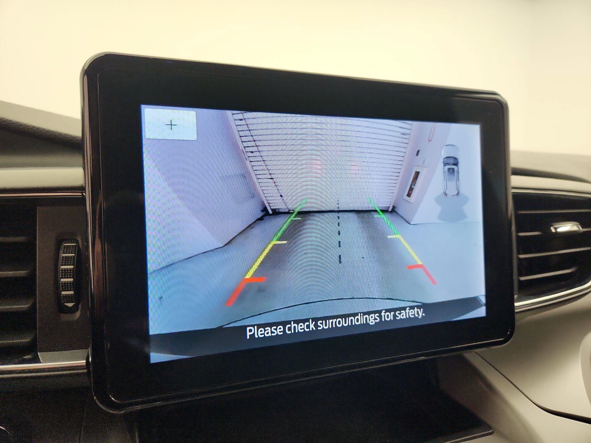 Thumbnail: 2023 Ford Explorer - 14