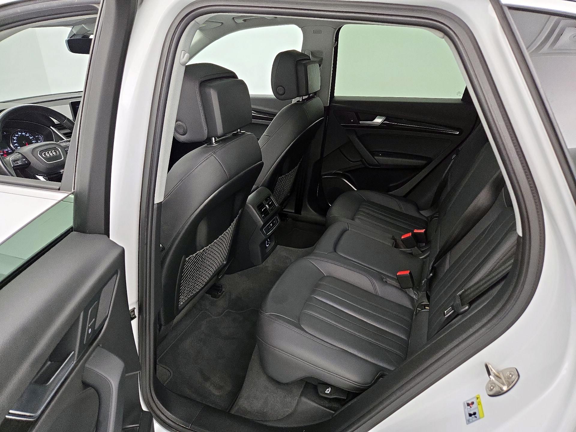 Thumbnail: 2020 Audi Q5 - 20