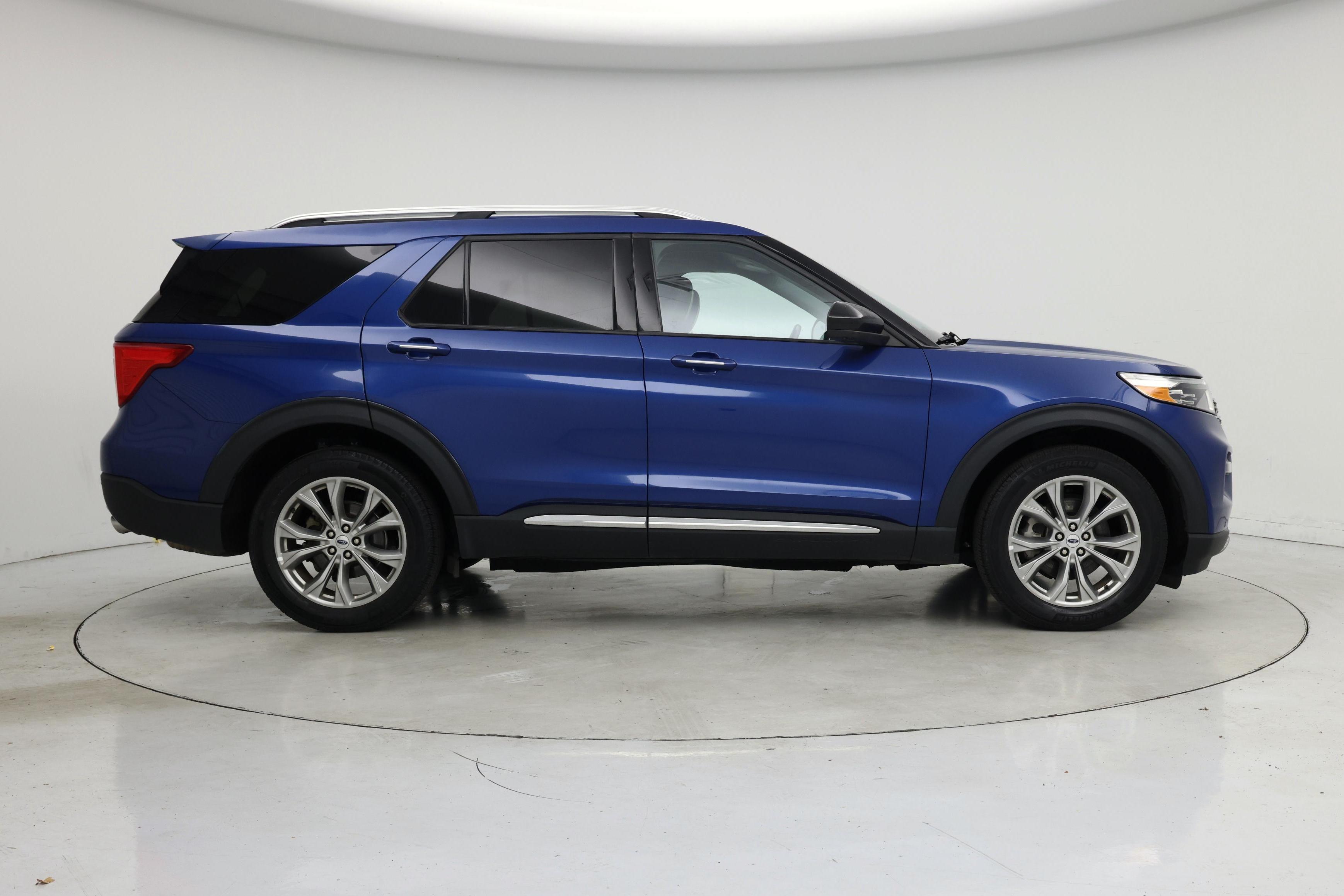 Thumbnail: 2023 Ford Explorer - 7