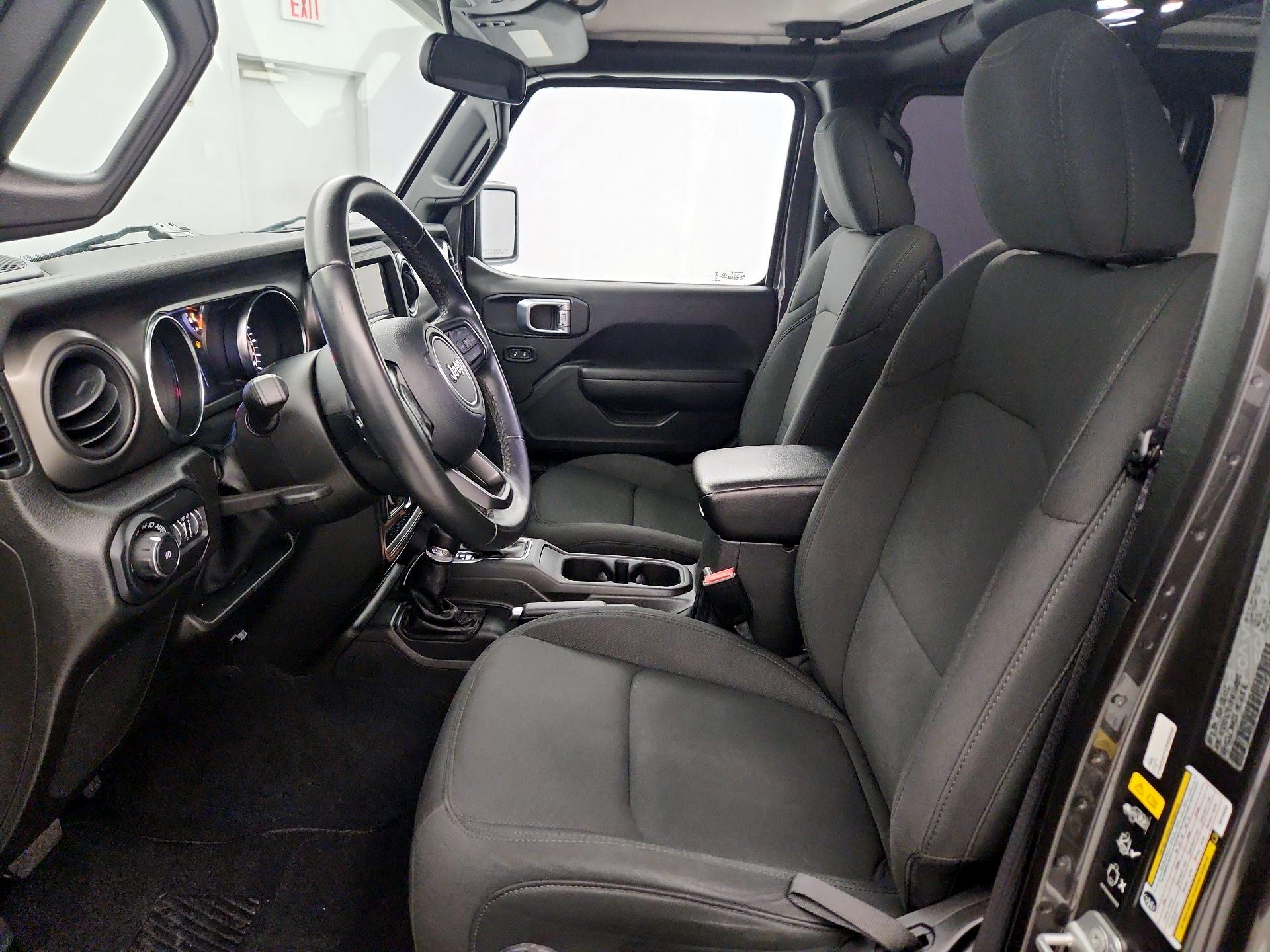 Thumbnail: 2022 Jeep Wrangler - 11