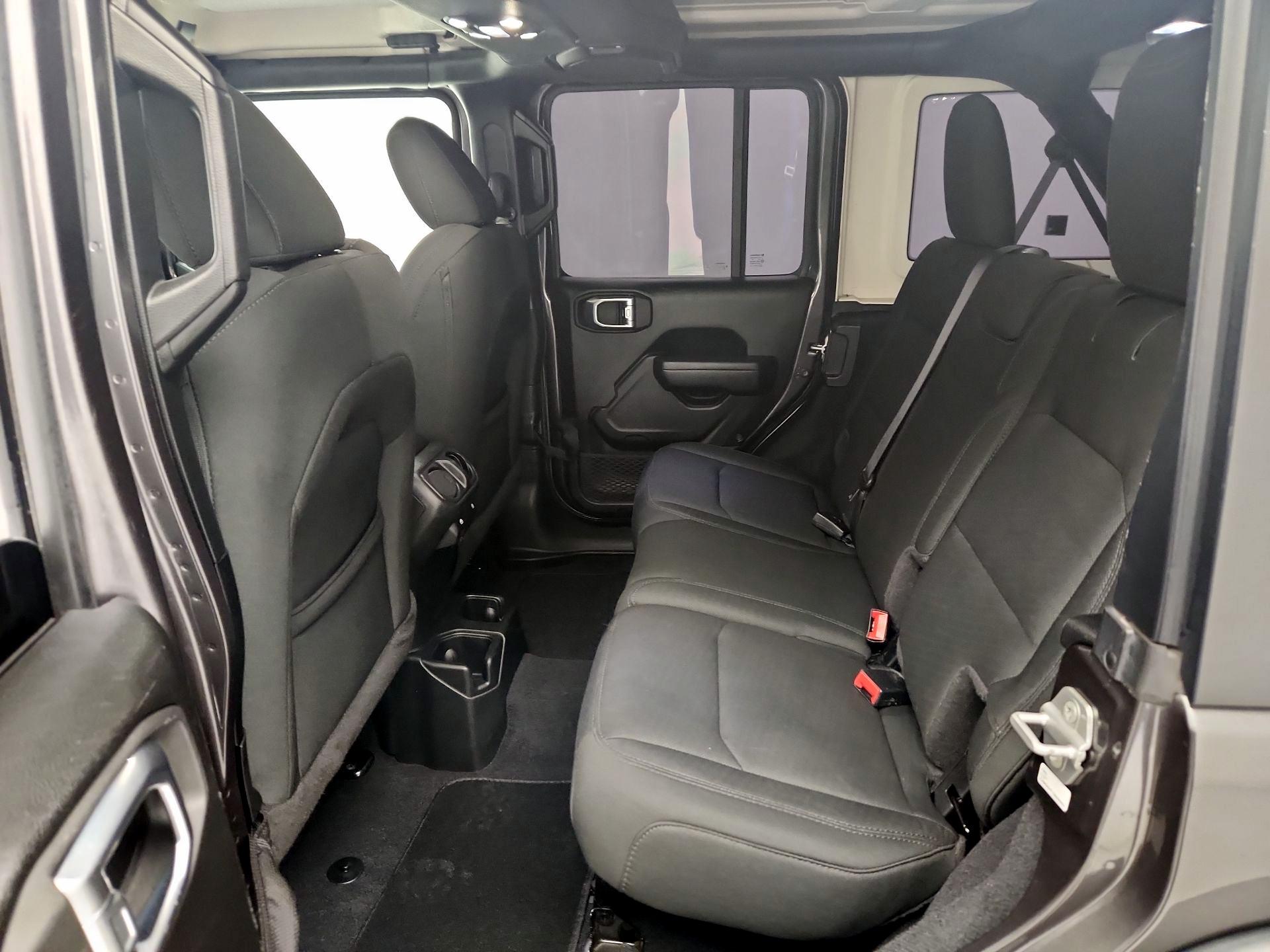 Thumbnail: 2022 Jeep Wrangler - 19