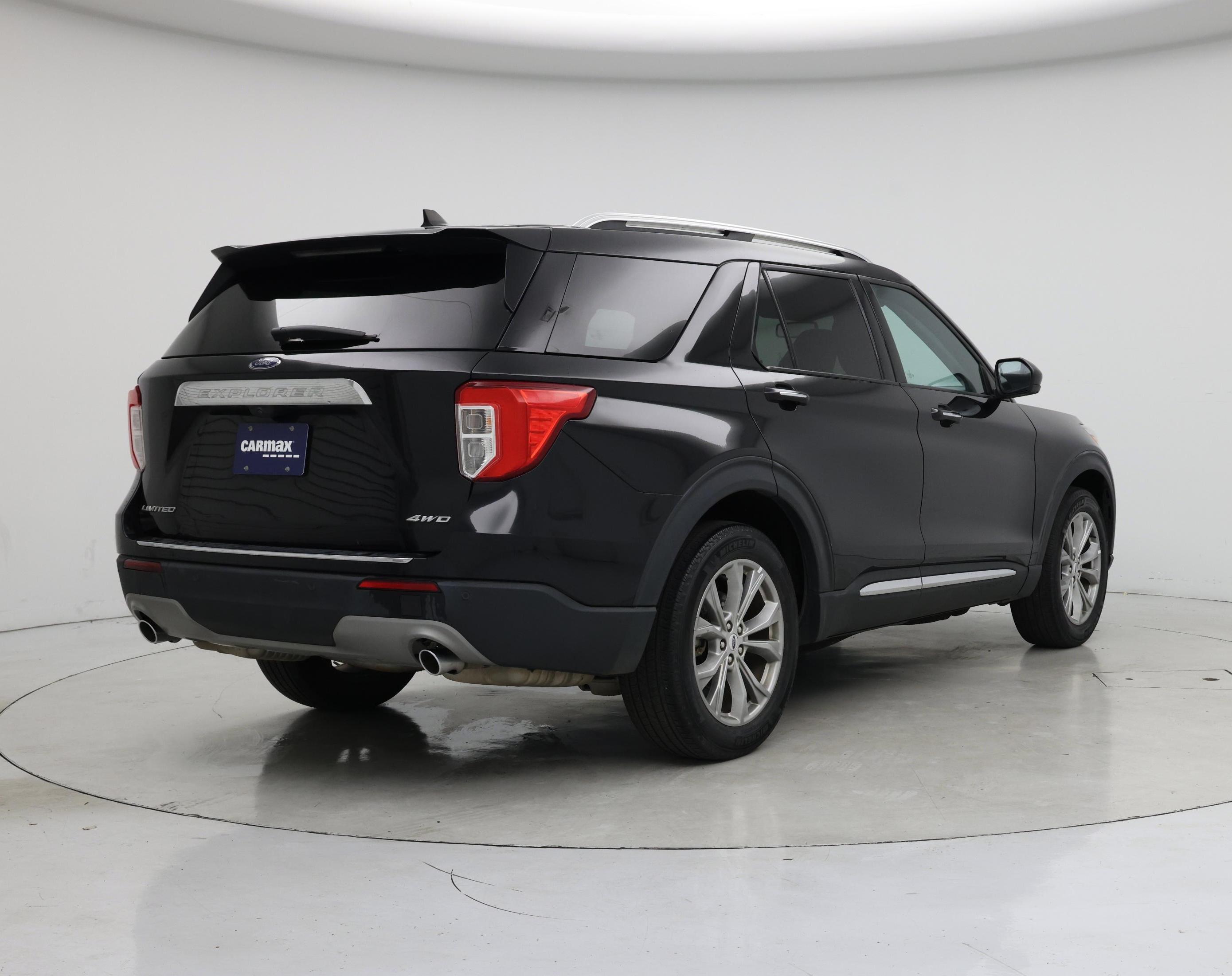 Thumbnail: 2023 Ford Explorer - 8