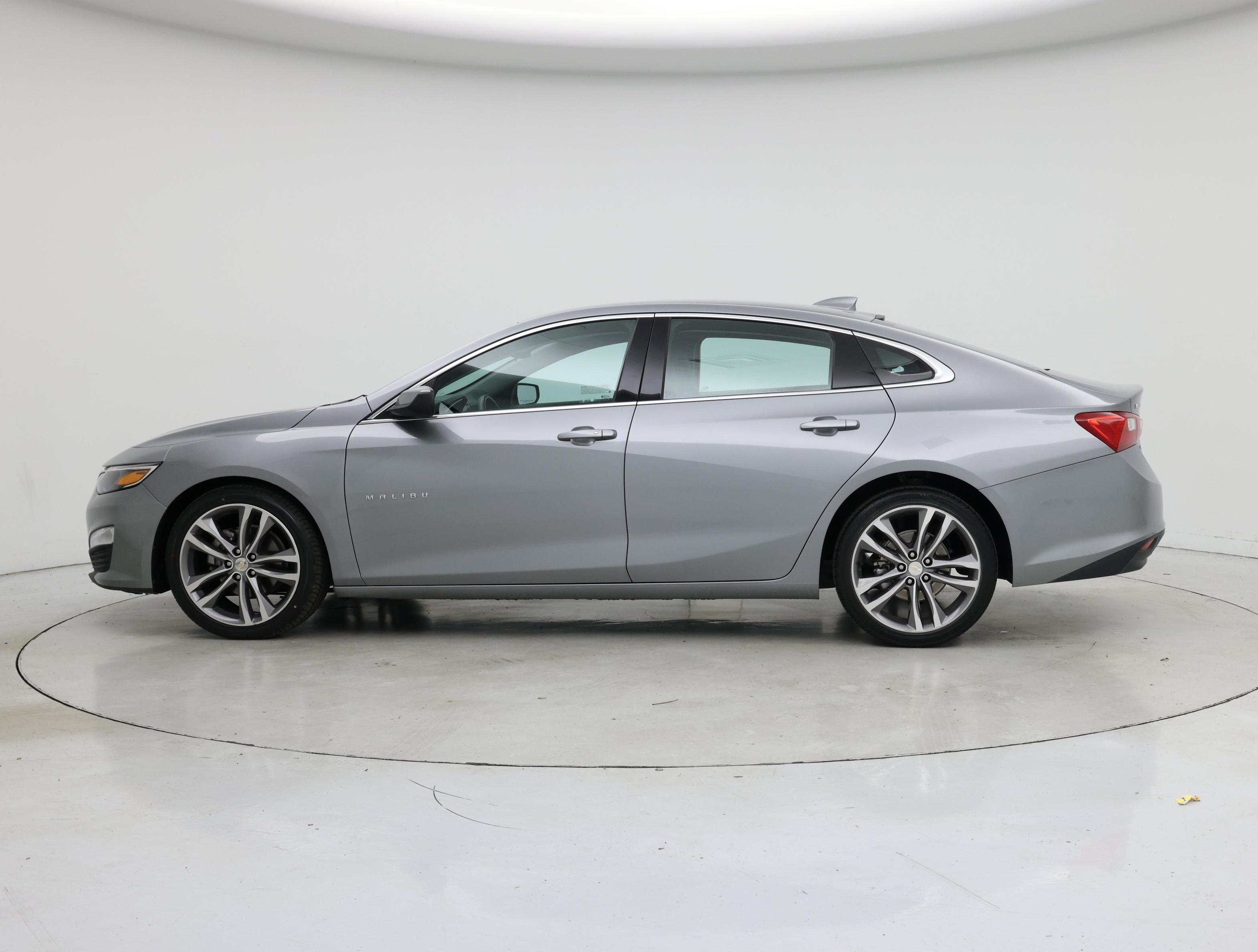 Thumbnail: 2023 Chevrolet Malibu - 3