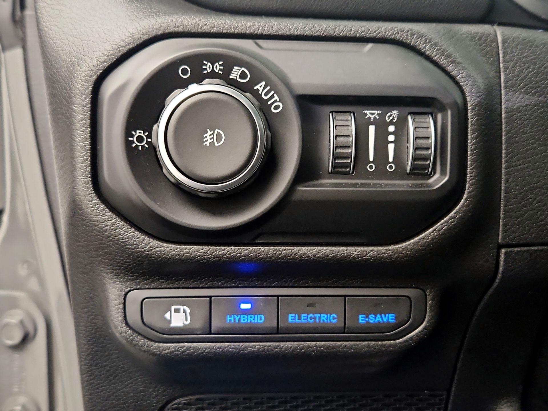 Thumbnail: 2021 Jeep Wrangler - 13