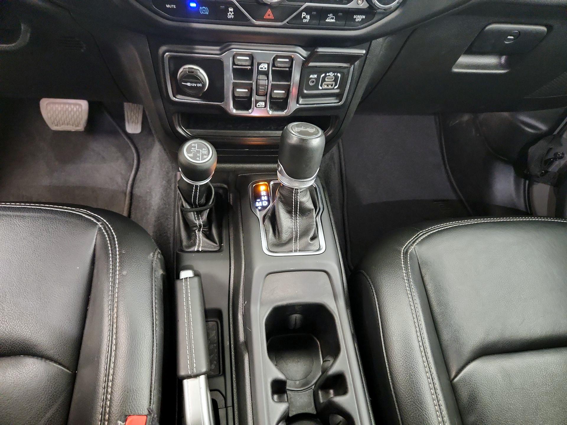 Thumbnail: 2021 Jeep Wrangler - 18