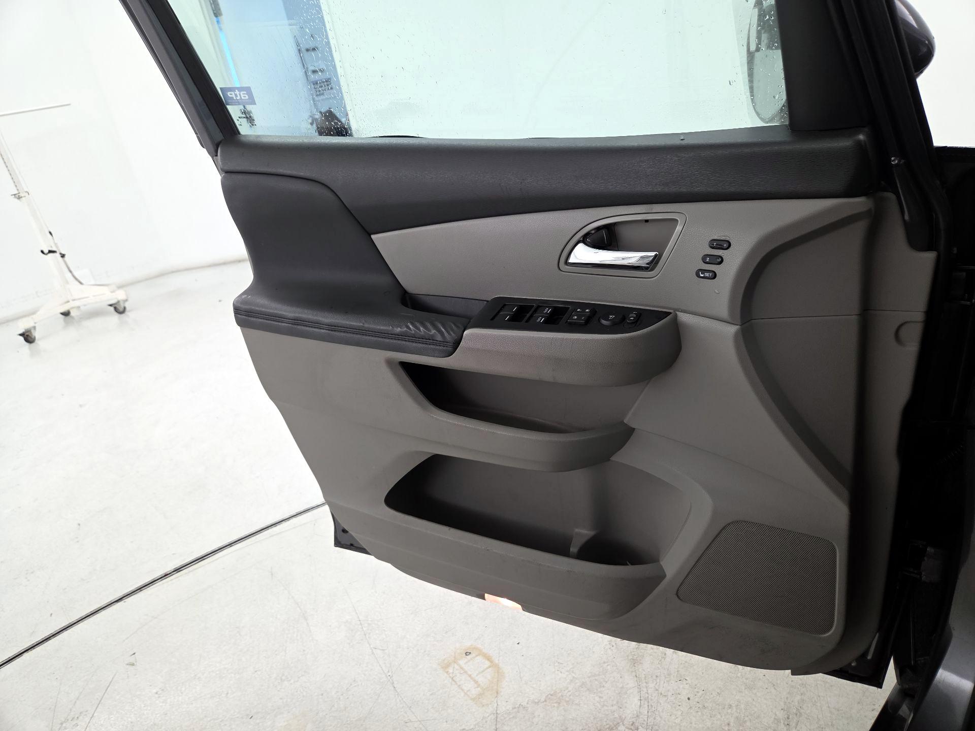 Thumbnail: 2014 Honda Odyssey - 12