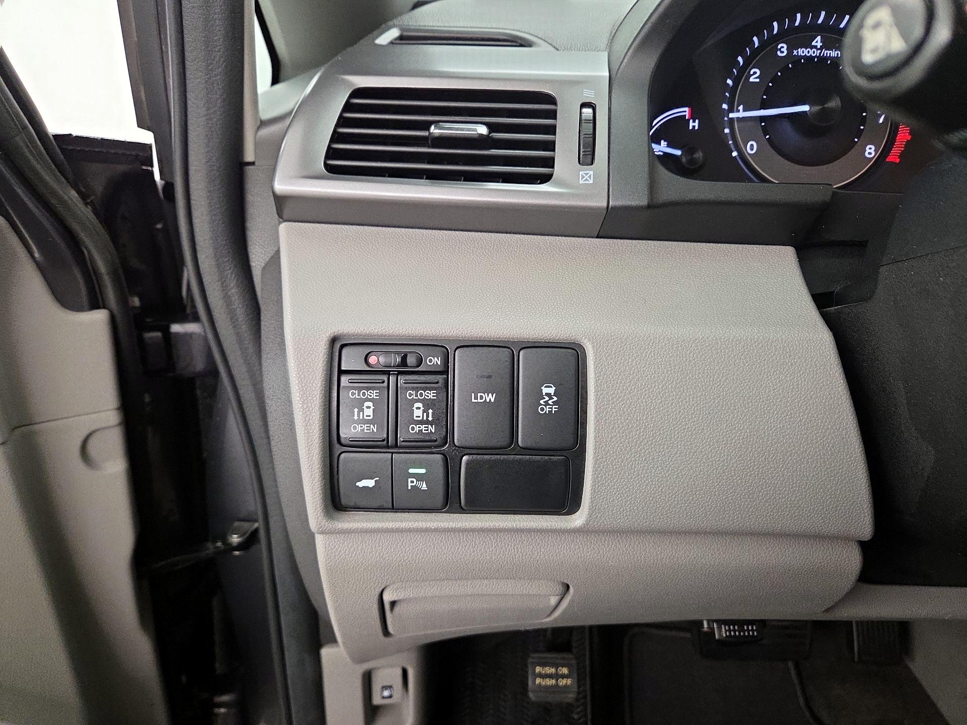 Thumbnail: 2014 Honda Odyssey - 13