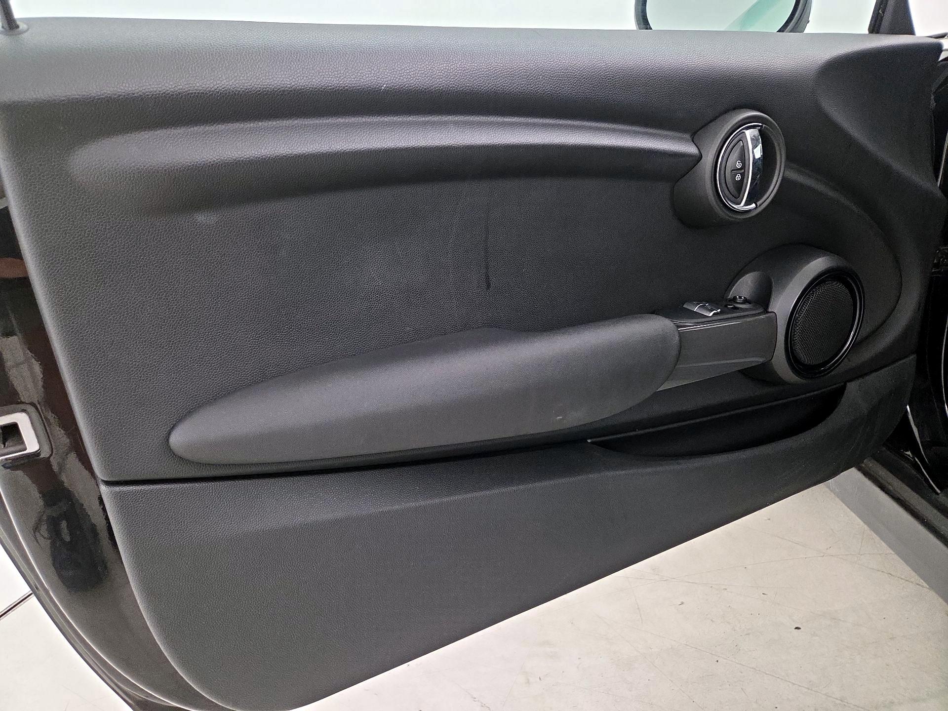 Thumbnail: 2018 MINI Cooper Hardtop - 12