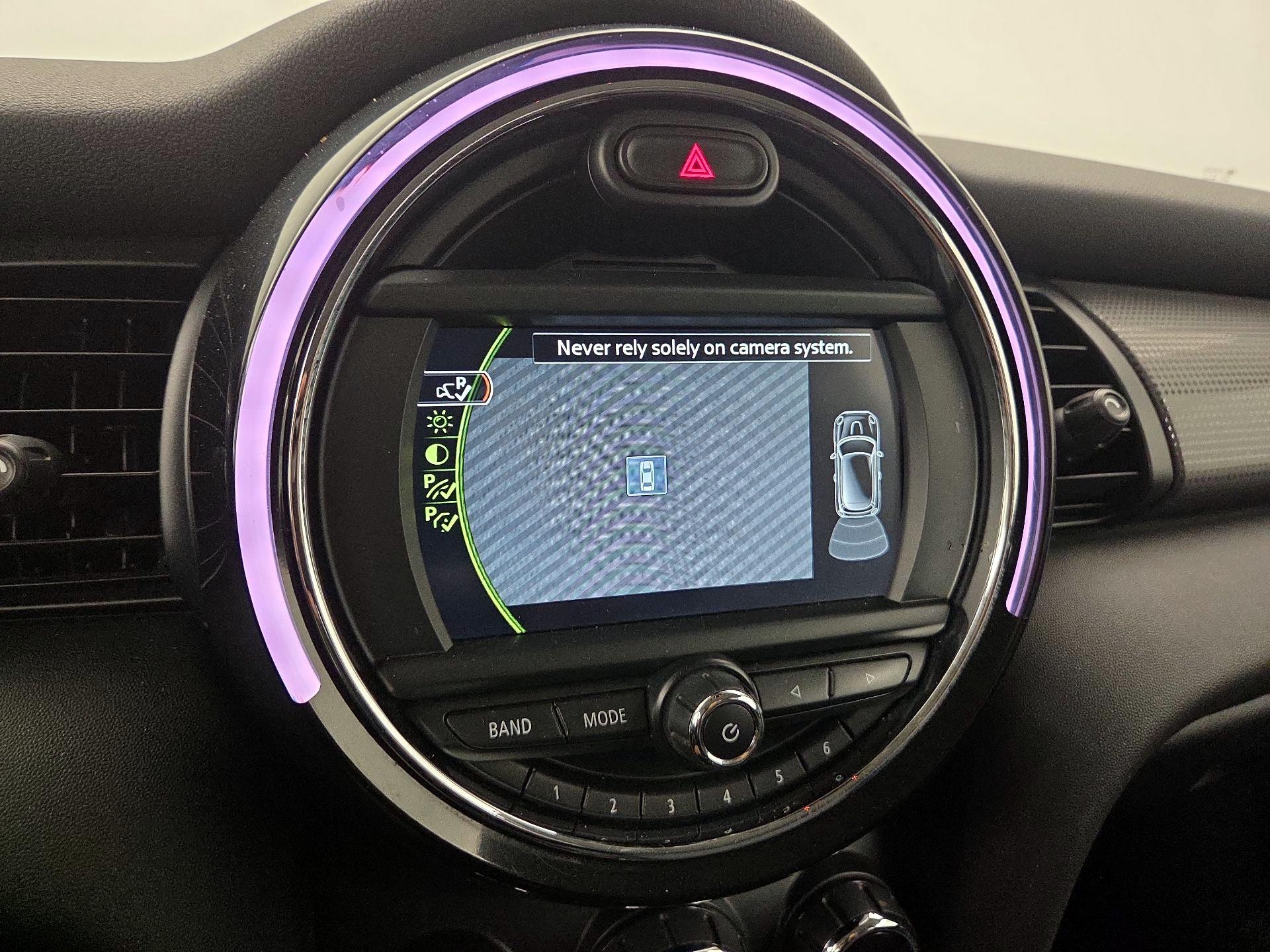 Thumbnail: 2018 MINI Cooper Hardtop - 14