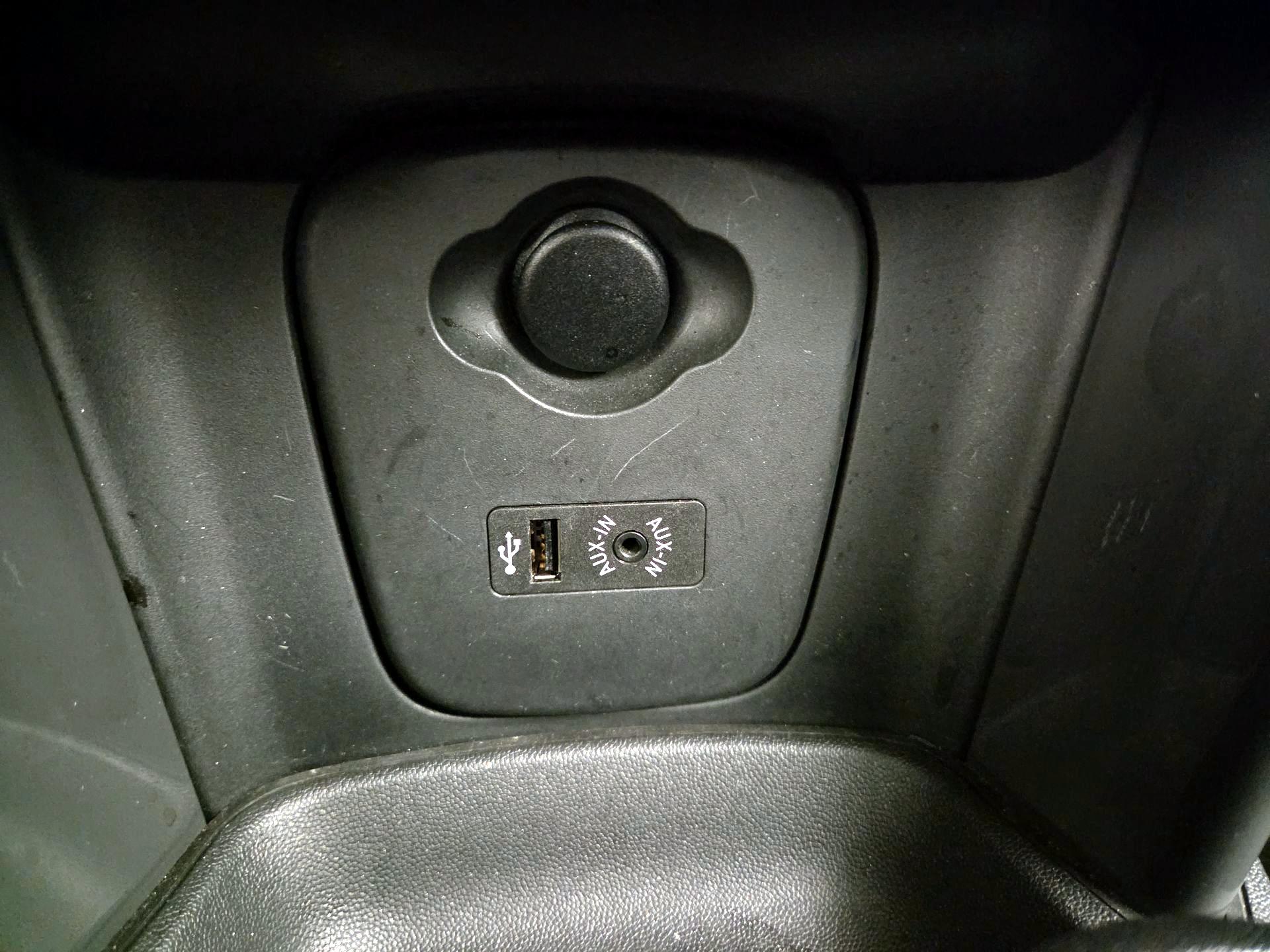 Thumbnail: 2018 MINI Cooper Hardtop - 18