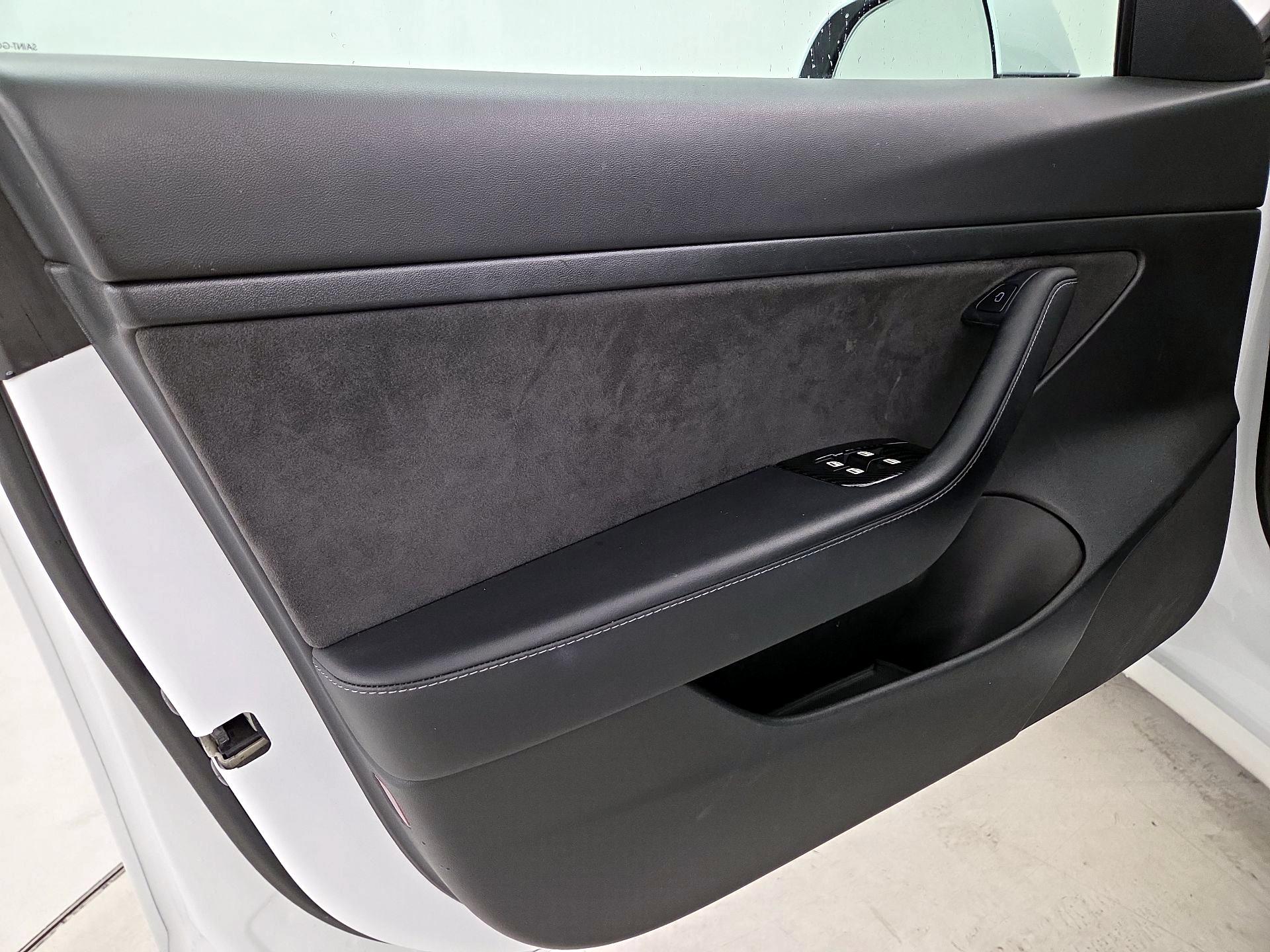 Thumbnail: 2021 Tesla Model 3 - 12