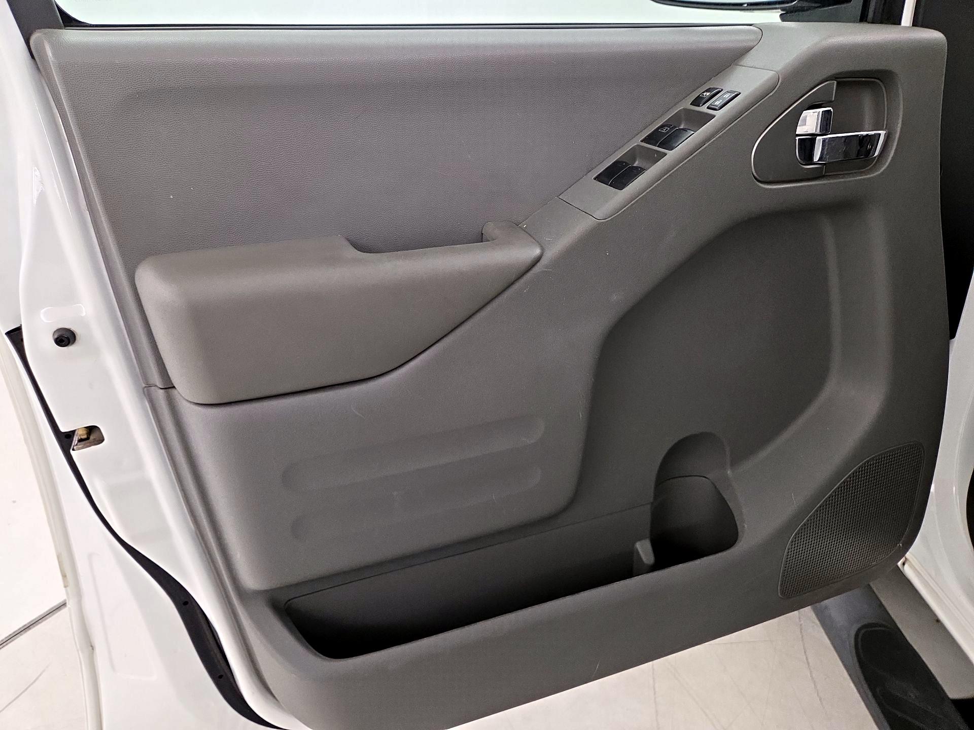 Thumbnail: 2019 Nissan Frontier - 12