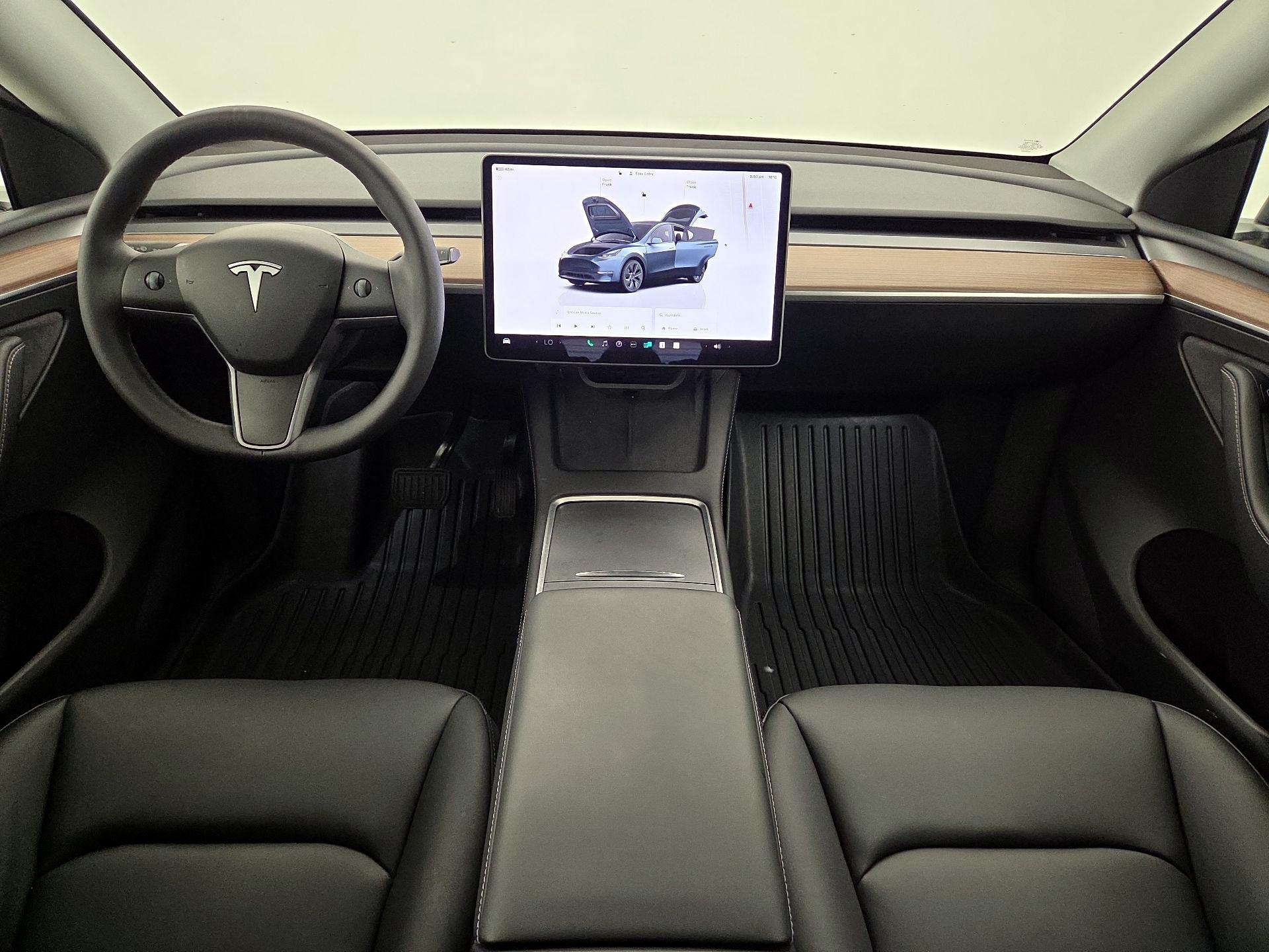 Thumbnail: 2025 Tesla Model Y - 9