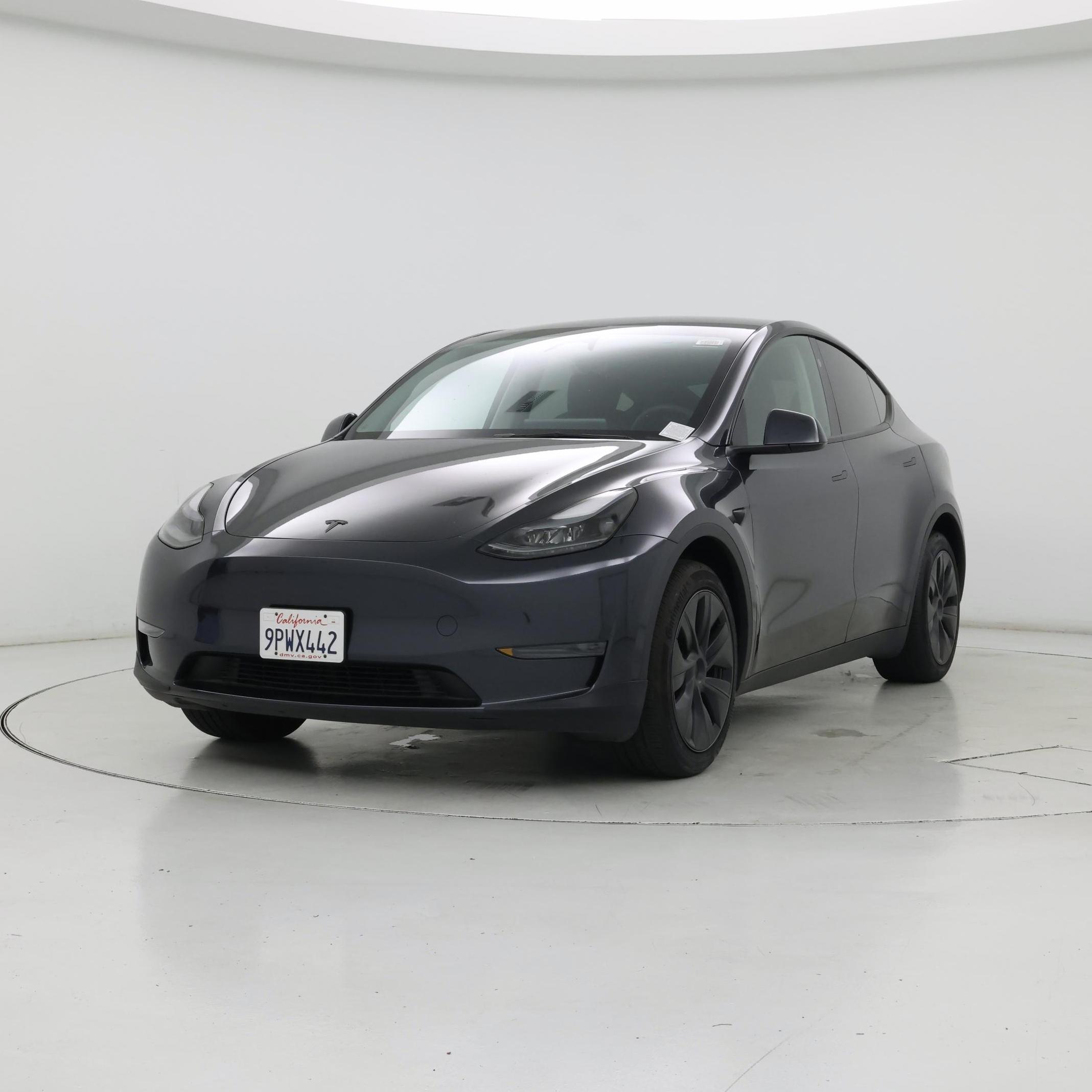 Thumbnail: 2025 Tesla Model Y - 4