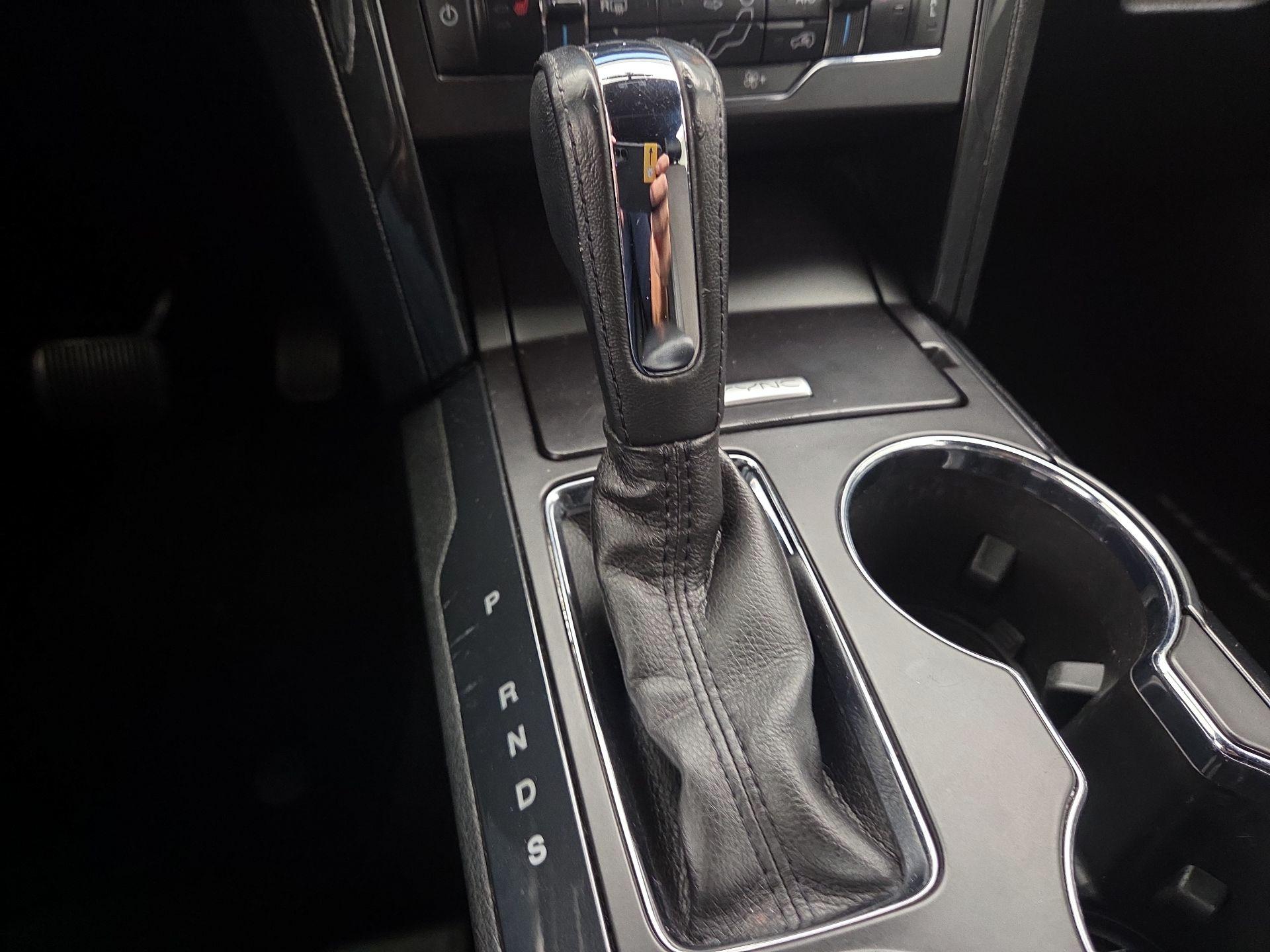 Thumbnail: 2017 Ford Explorer - 18