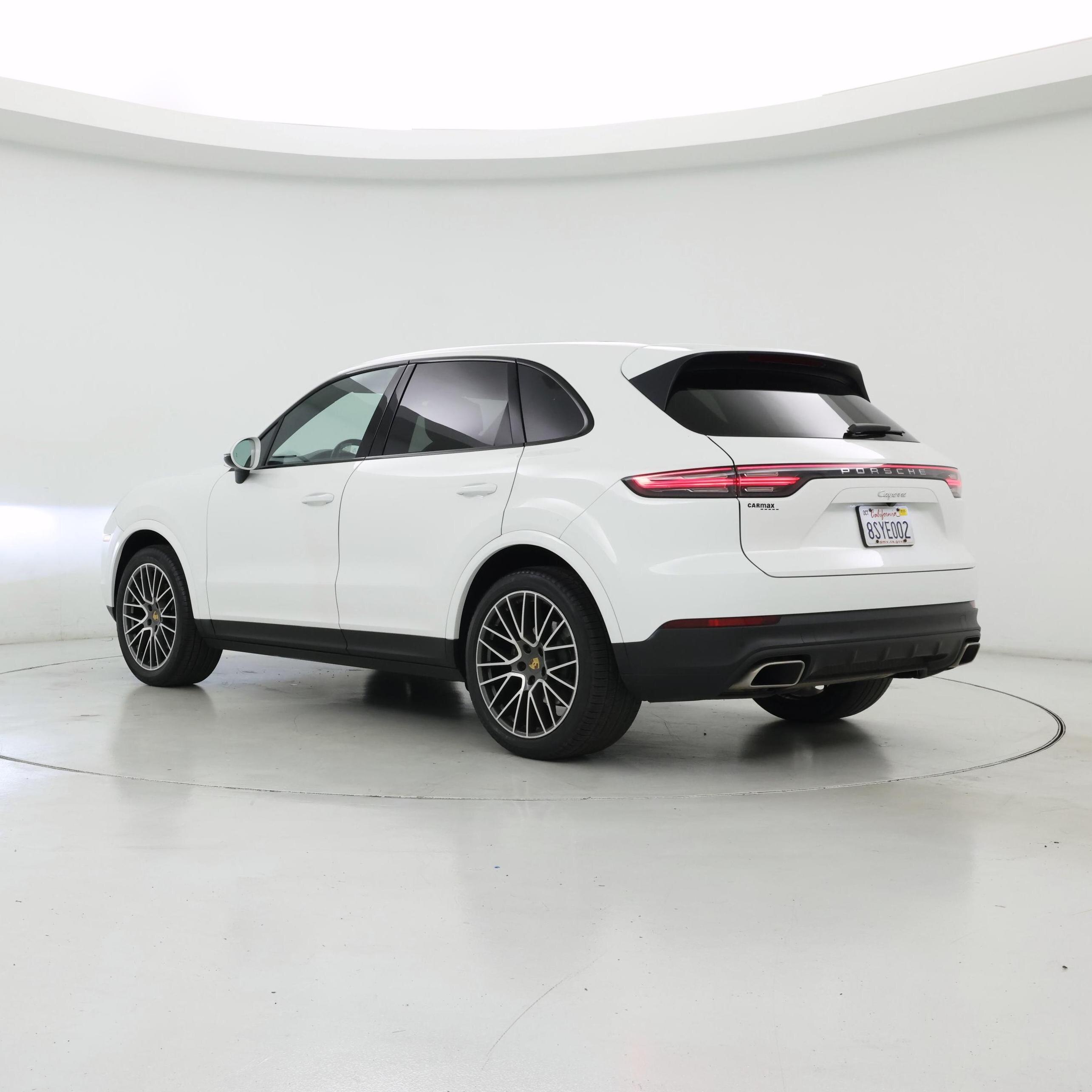 Thumbnail: 2020 Porsche Cayenne - 2