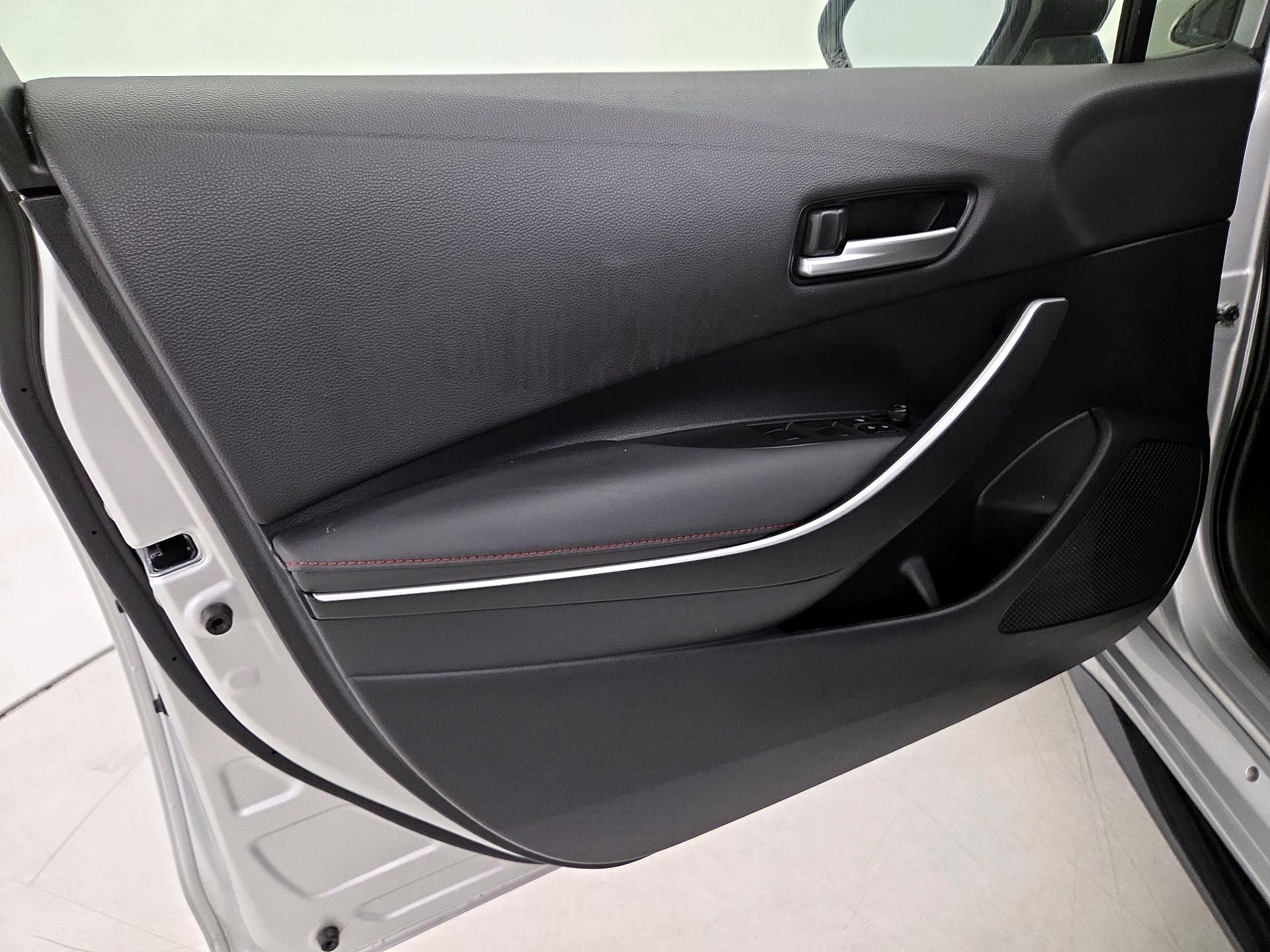 Thumbnail: 2024 Toyota Corolla - 12