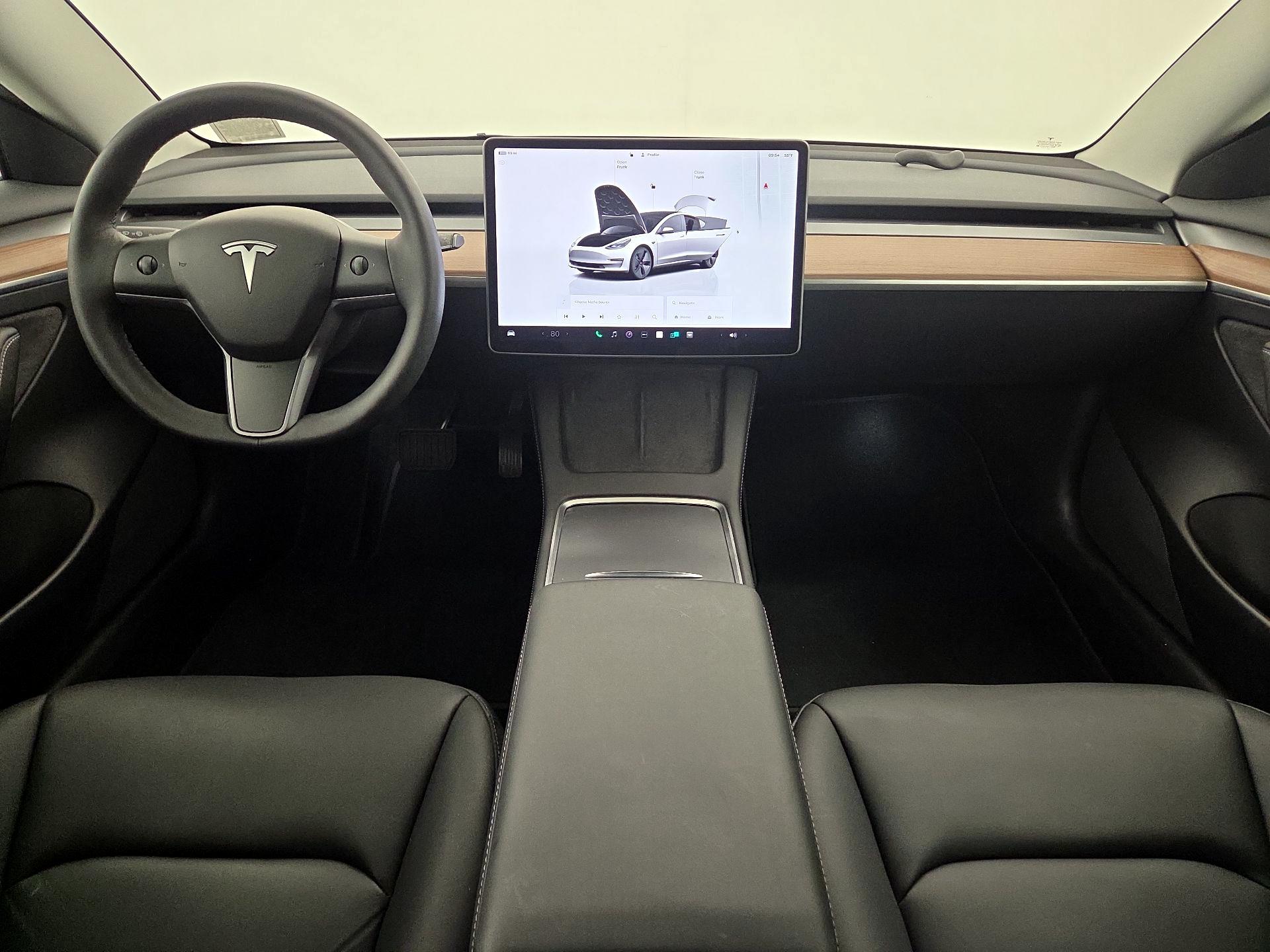 Thumbnail: 2022 Tesla Model 3 - 9