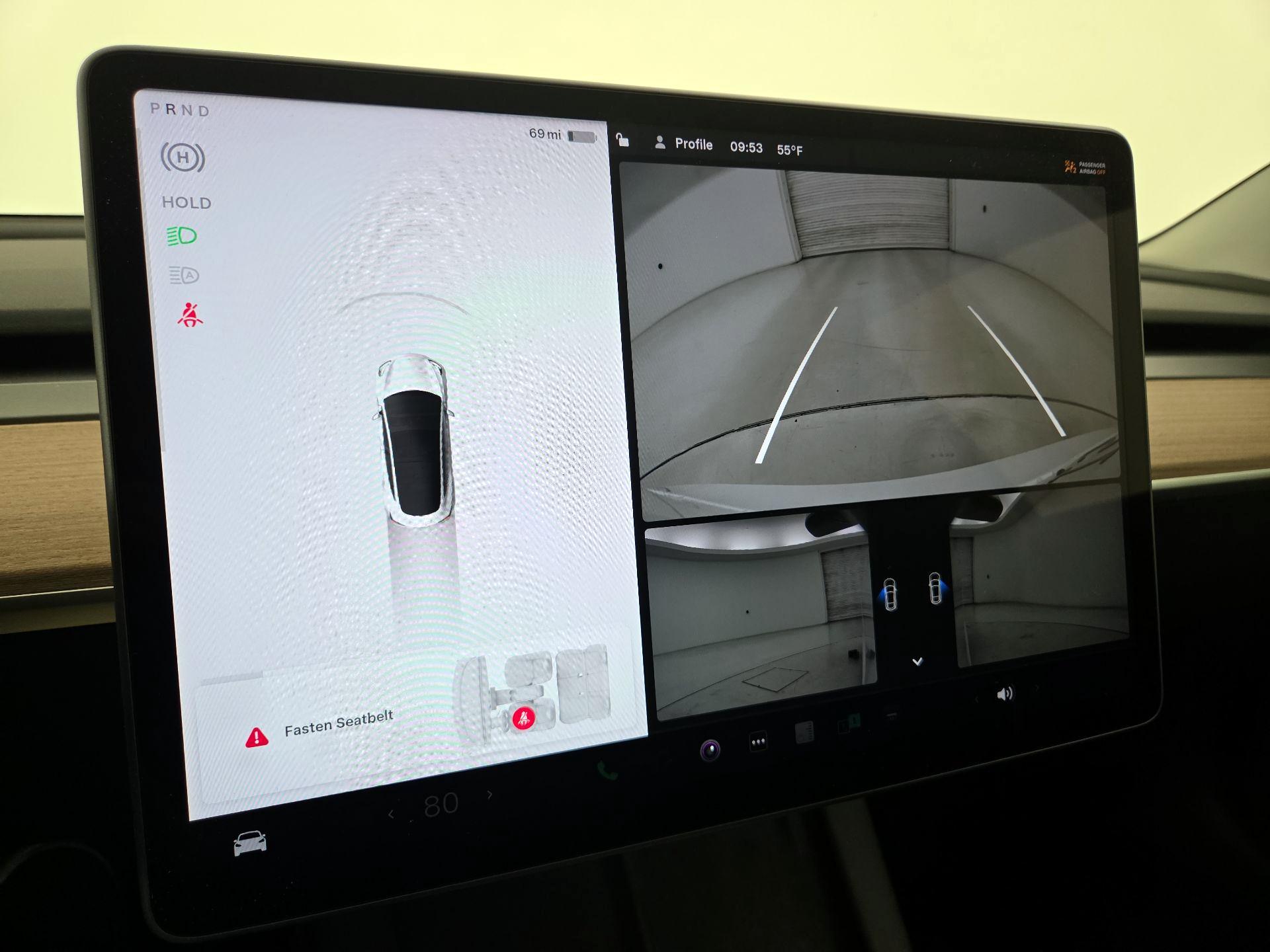 Thumbnail: 2022 Tesla Model 3 - 14