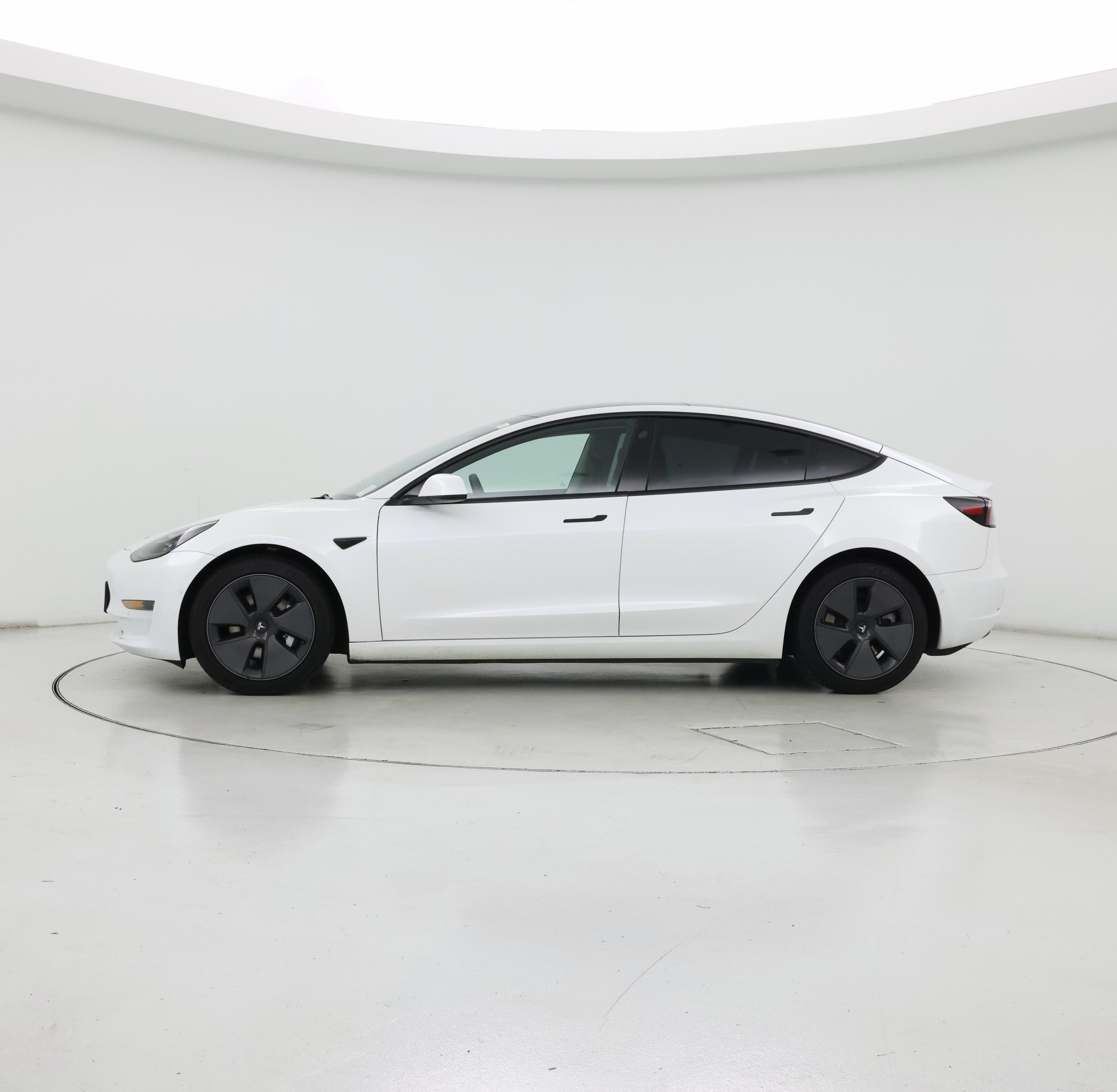 Thumbnail: 2022 Tesla Model 3 - 3