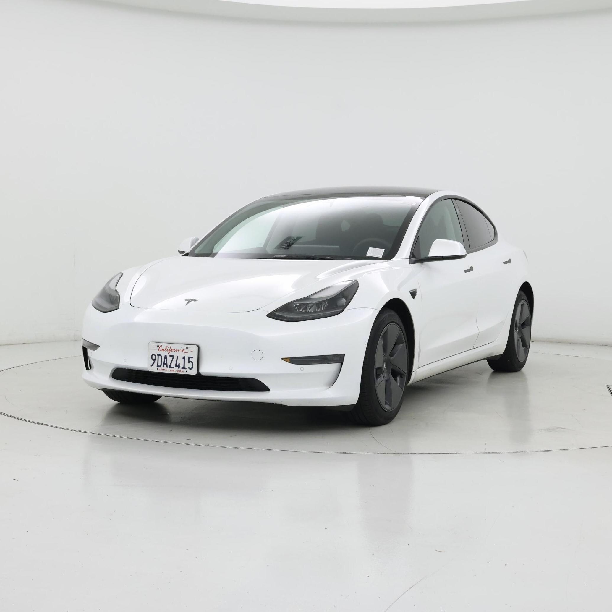 Thumbnail: 2022 Tesla Model 3 - 4