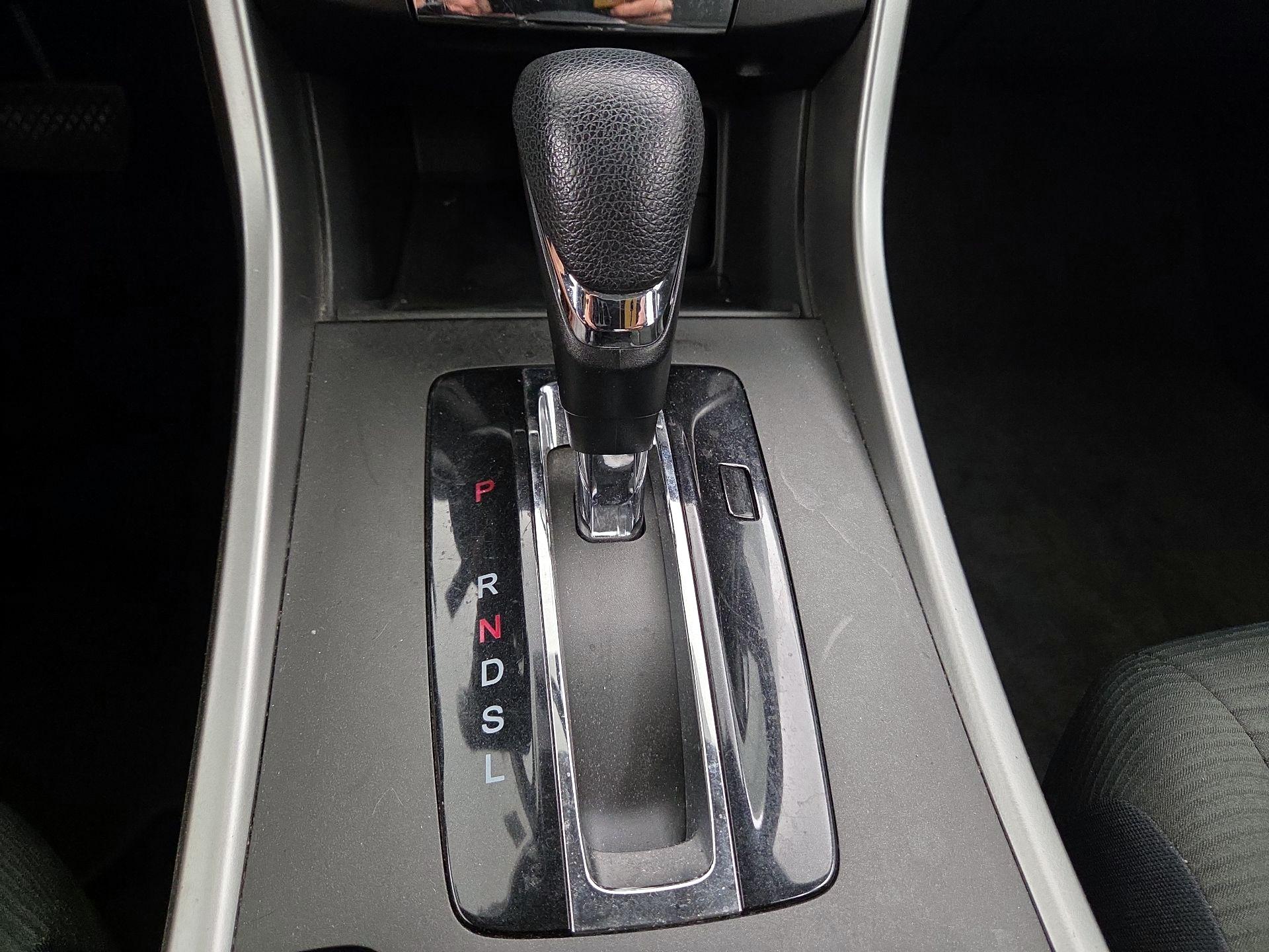 Thumbnail: 2015 Honda Accord - 17