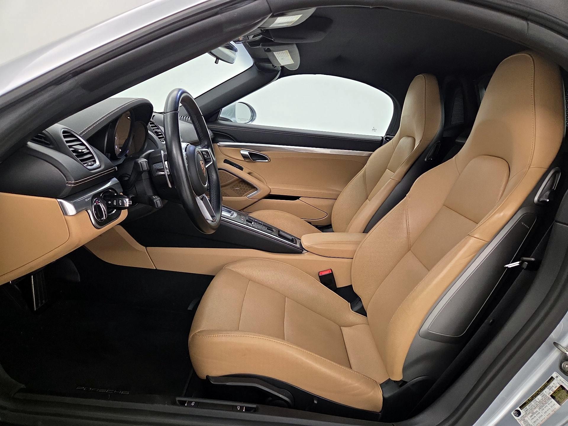 Thumbnail: 2017 Porsche 718 Boxster - 11