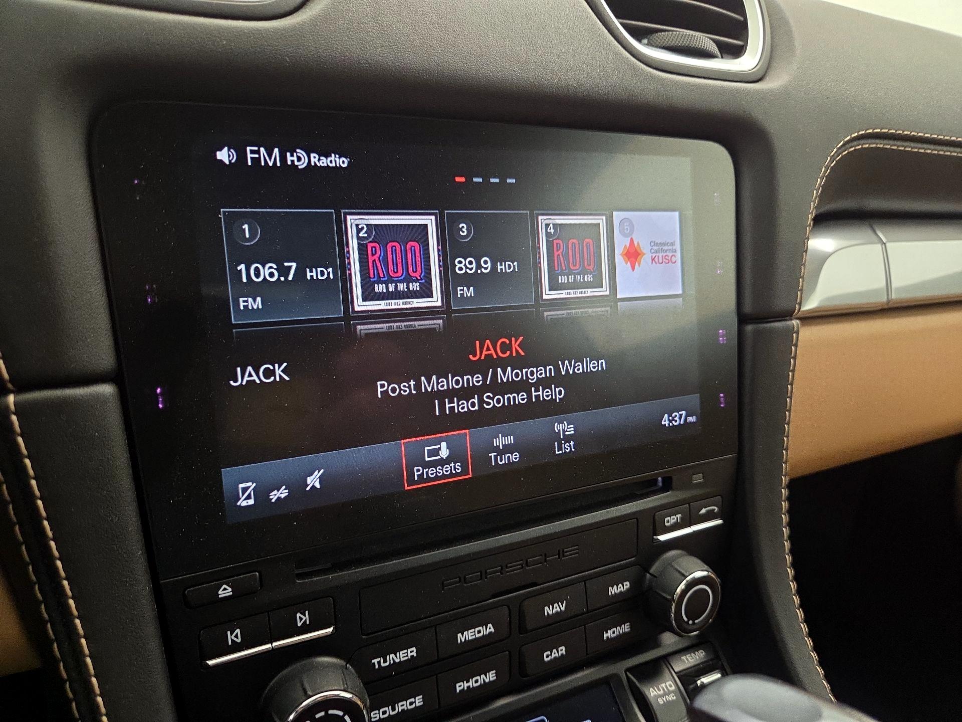 Thumbnail: 2017 Porsche 718 Boxster - 16