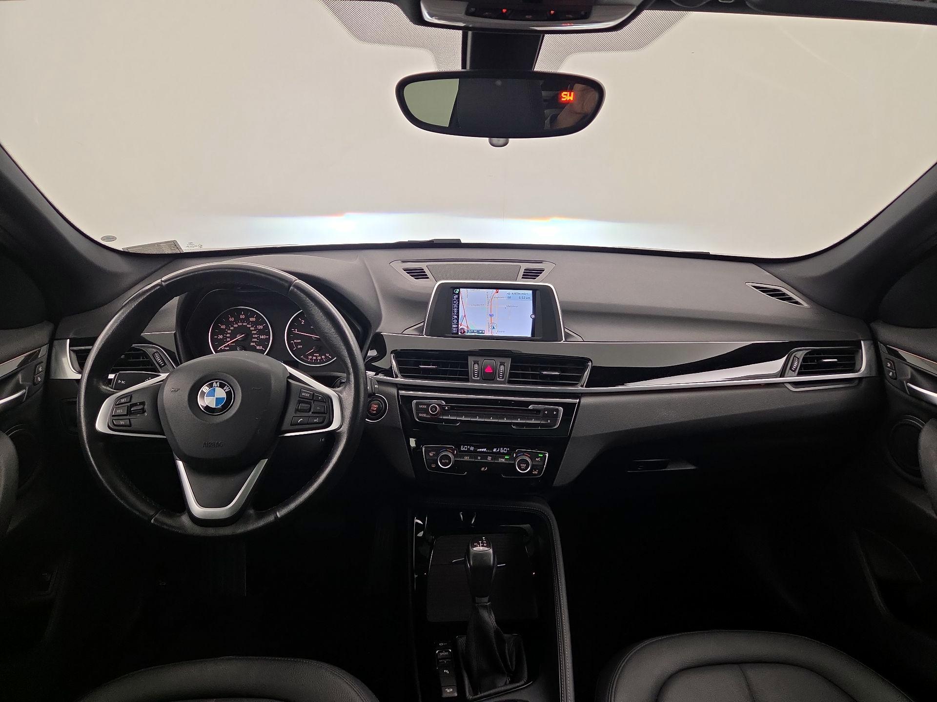 Thumbnail: 2016 BMW X1 - 9