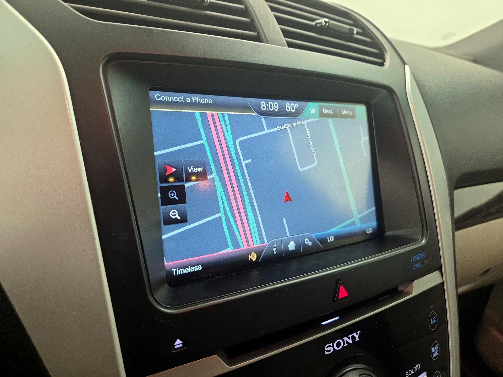 Thumbnail: 2014 Ford Explorer - 14